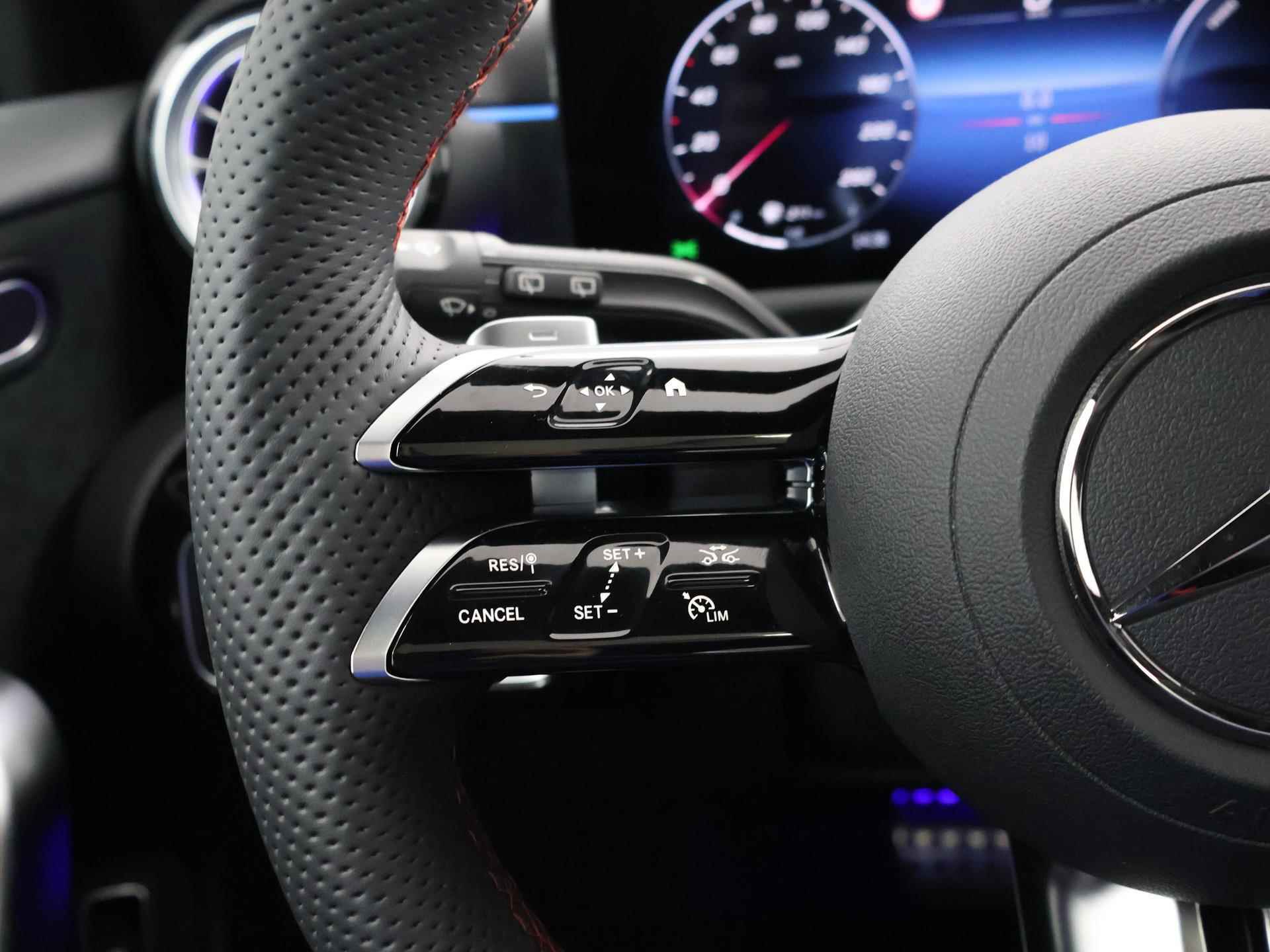 Mercedes-Benz A-Klasse 250e AMG Line | Panorama-schuifdak | Achteruitrijcamera | Sfeerverlichting | MULTIBEAM LED | Stoelverwarming - 15/41