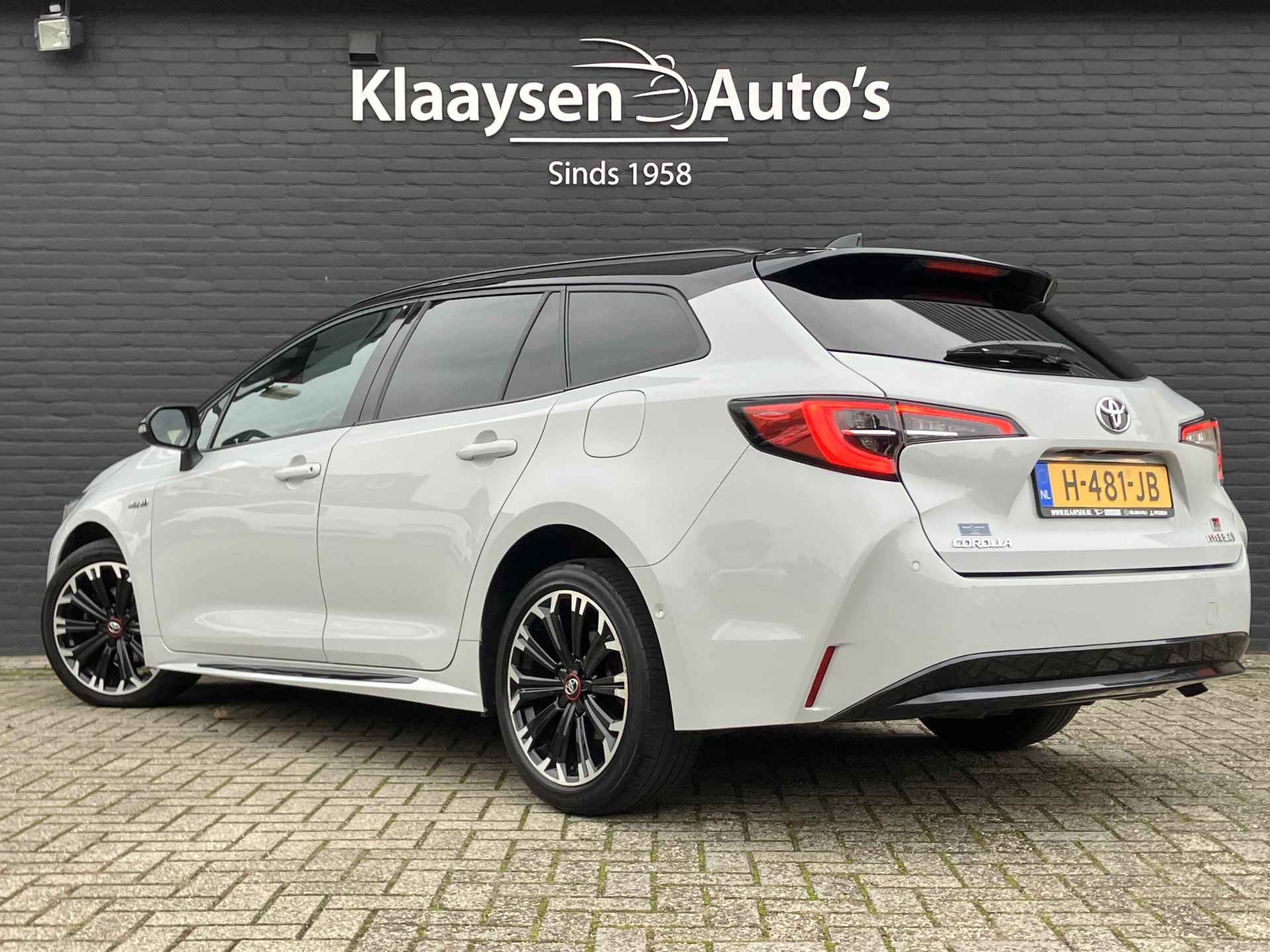 Toyota Corolla Touring Sports 1.8 Hybrid GR-Sport AUT. | 1e eigenaar | dealer onderhouden | two tone metallic | apple carplay | sportstoelen - 8/41