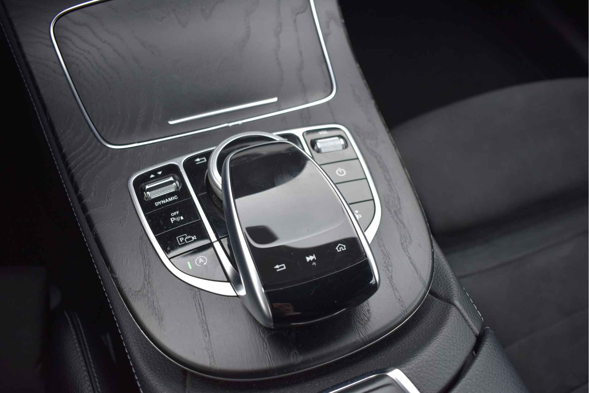 Mercedes-Benz E-Klasse Coupé 200 Edition 1 AMG | Zeer netjes | Burmester | Carplay | Camera | Sfeerverl | Full LED - 22/71