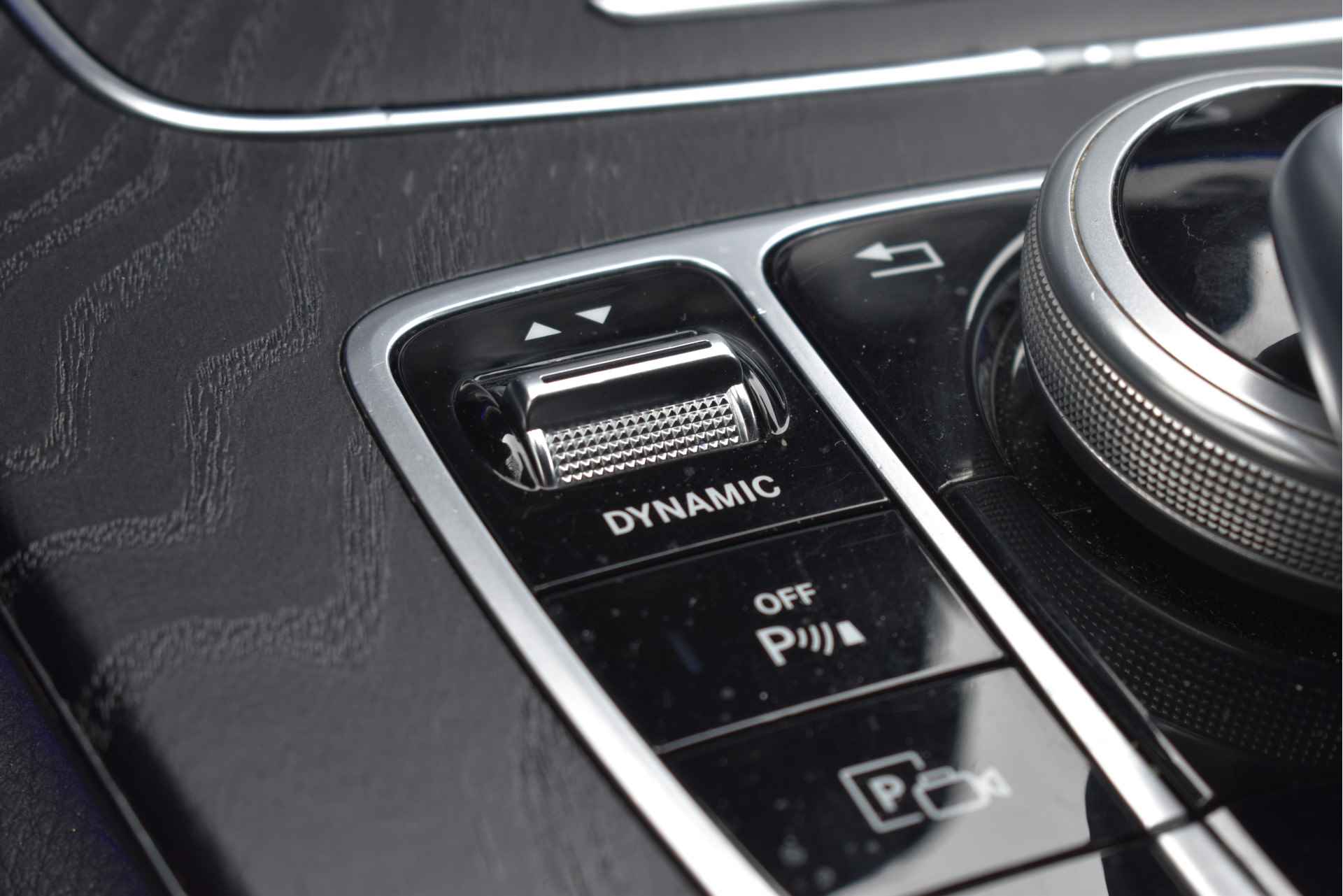 Mercedes-Benz E-Klasse Coupé 200 Edition 1 AMG | Zeer netjes | Burmester | Carplay | Camera | Sfeerverl | Full LED - 70/71