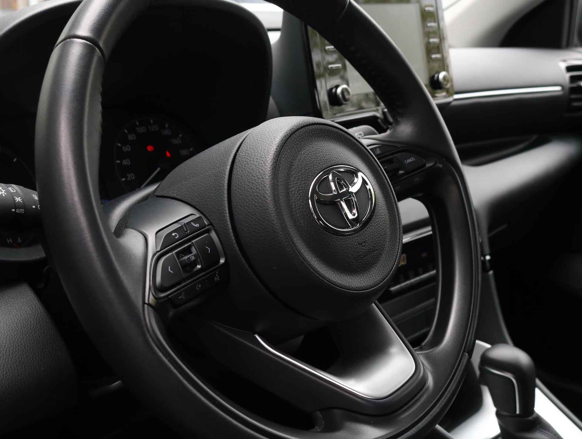 Toyota Yaris 1.5 Hybrid Active Camera | Apple Carplay - 9/12