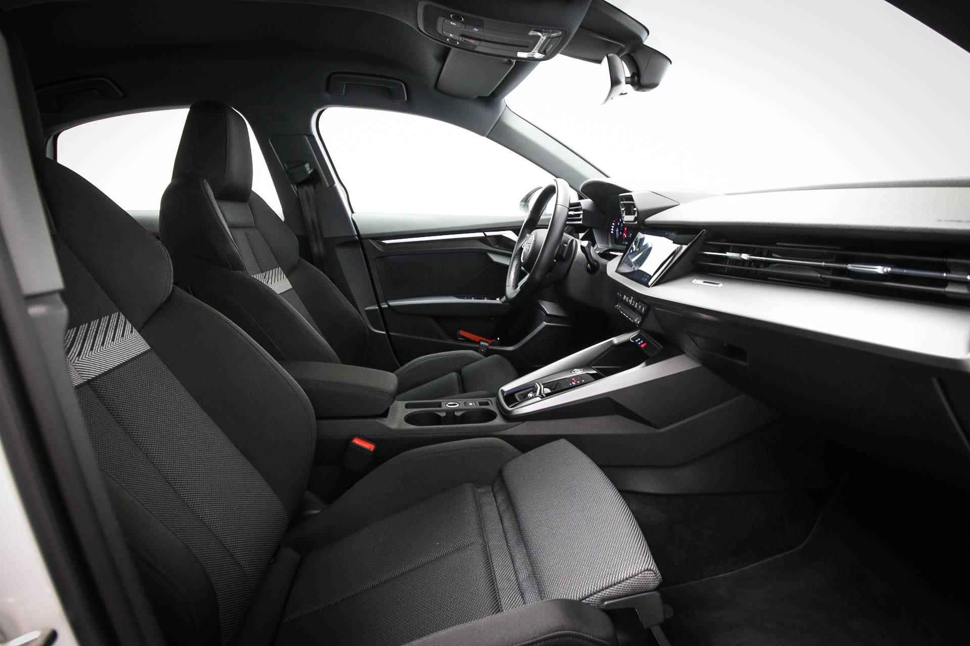 Audi A3 Limousine 35 TFSI Business edition | VIRTUAL COCKPIT | LED | NAVIGATIE | DAB | APPLE | PDC | 17" - 4/47