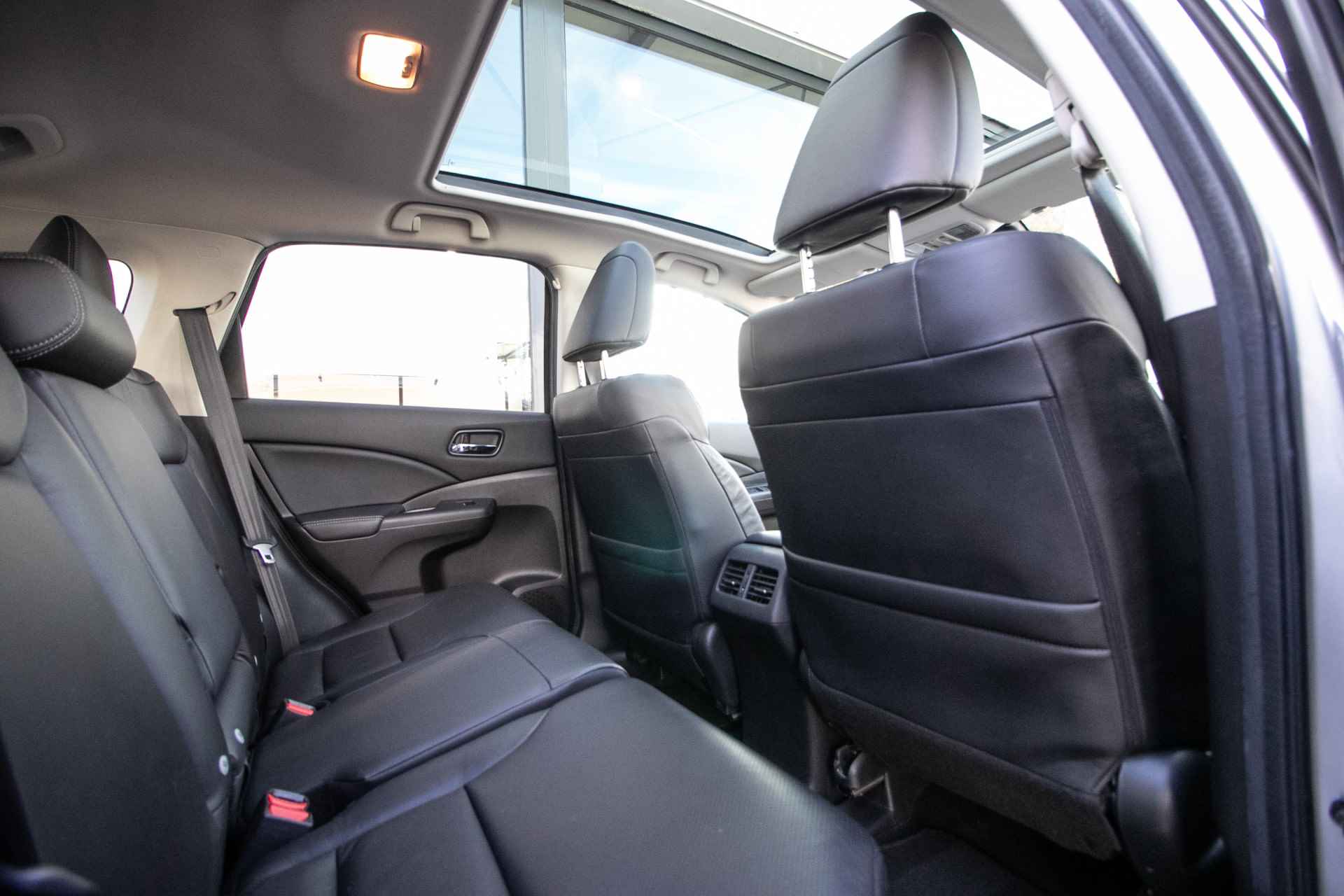 Honda CR-V 2.0 AWD Executive Automaat -All in rijklaarprijs | Trekhaak | Navi | Panodak | Leder - 6/43