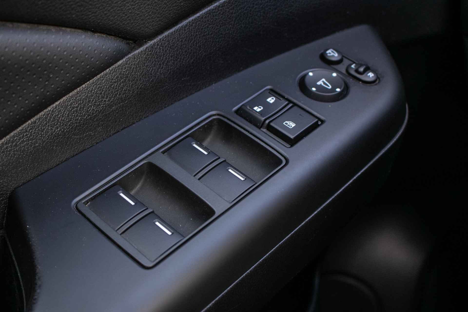Honda CR-V 2.0 AWD Executive Automaat -All in rijklaarprijs | Trekhaak | Navi | Panodak | Leder - 37/43