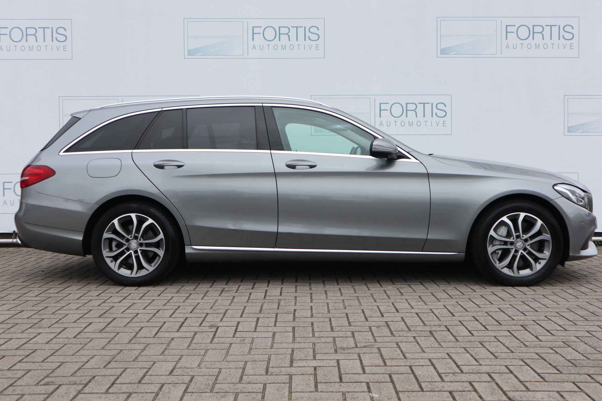 Mercedes-Benz C-Klasse Estate 350 e Lease Edition Plus NL AUTO | 360 CAMERA | BURMEISTER | LEDER | - 8/35