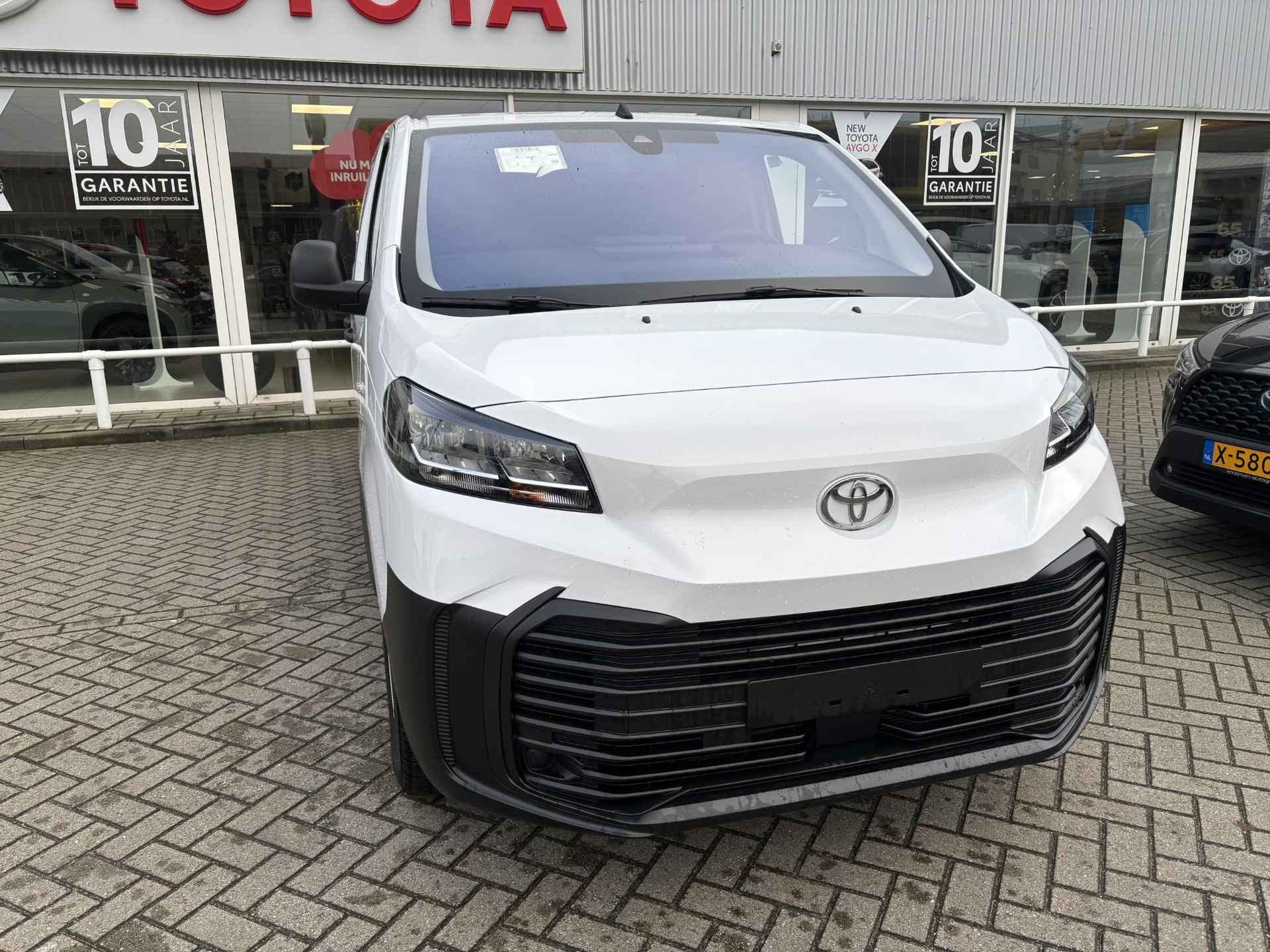 Toyota PROACE Long Worker 2.0 D-4D Challenger NIEUW EX. BTW/BPM , 2de Schuifeur links - 25/26