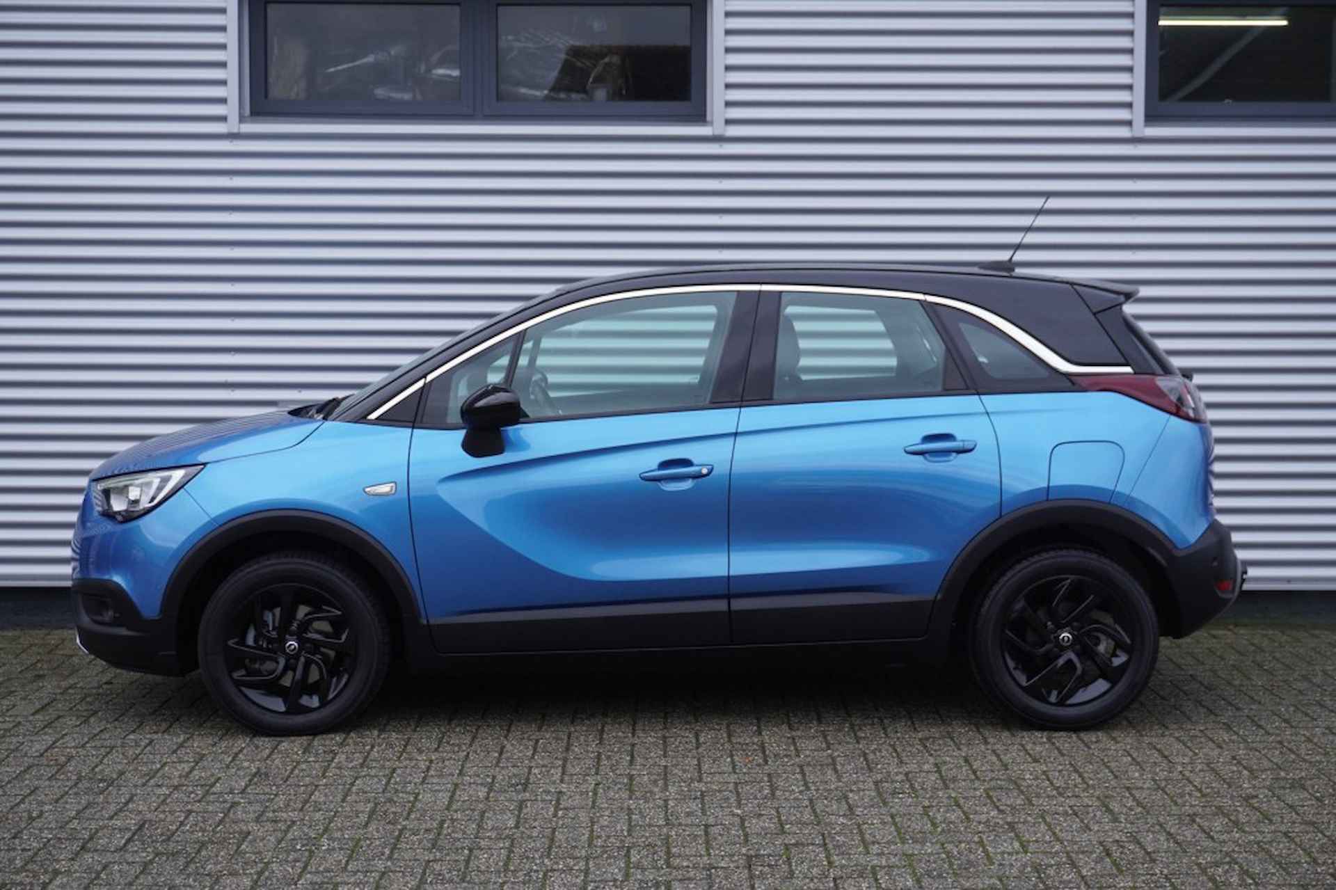 OPEL Crossland X 1.2 Turbo Innovation Automaat / Trekhaak / PDC / Camera / Navi - 3/33