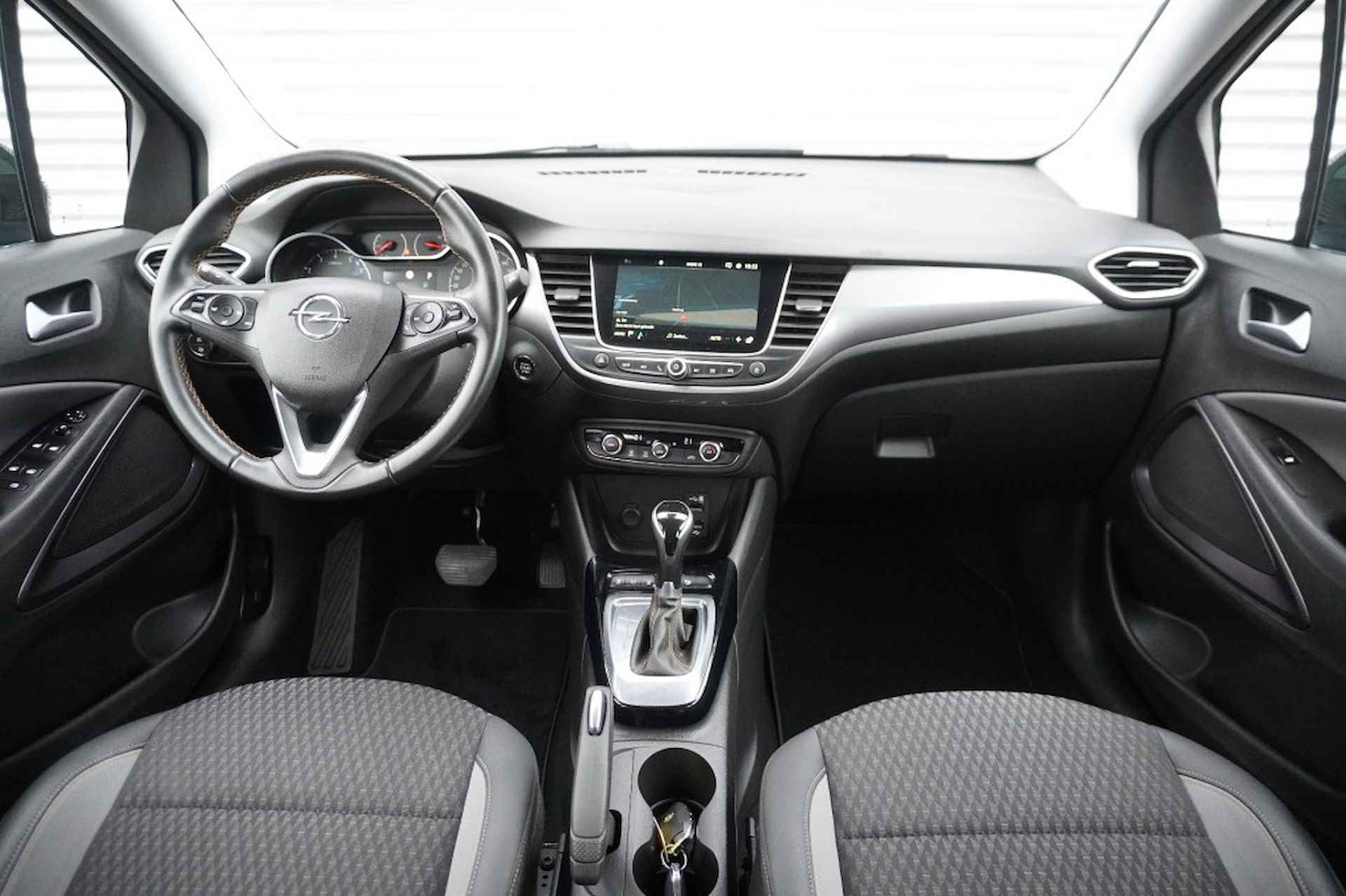 OPEL Crossland X 1.2 Turbo Innovation Automaat / Trekhaak / PDC / Camera / Navi - 14/33