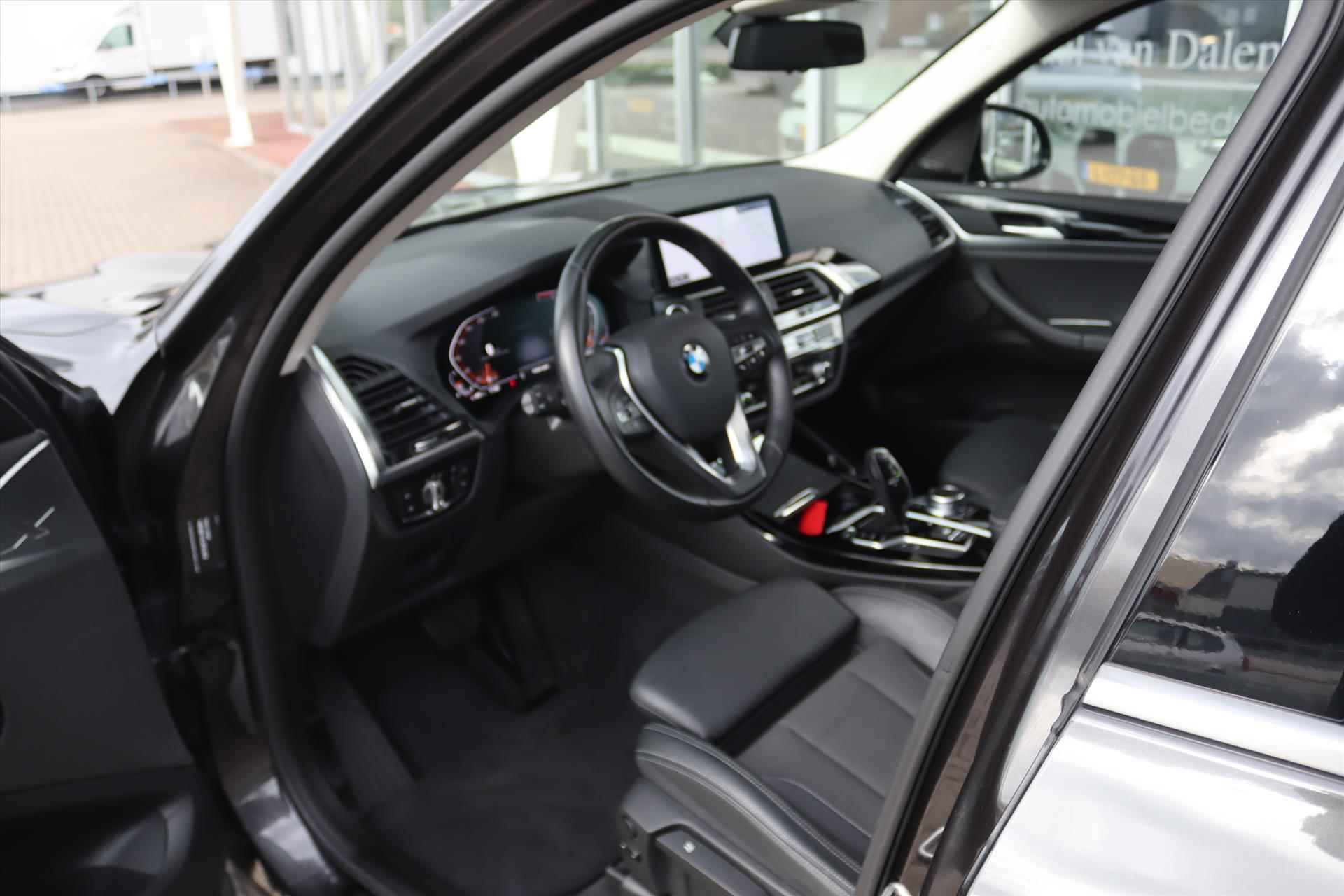 BMW X3 (g01) XDRIVE 2.0i 184PK  AUT(8) HIGH EXEC. X-LINE  Navi | Panodak | Trekhaak | Sfeerverl. | Harman Kardon | Digitaal Cockpit | - 5/71