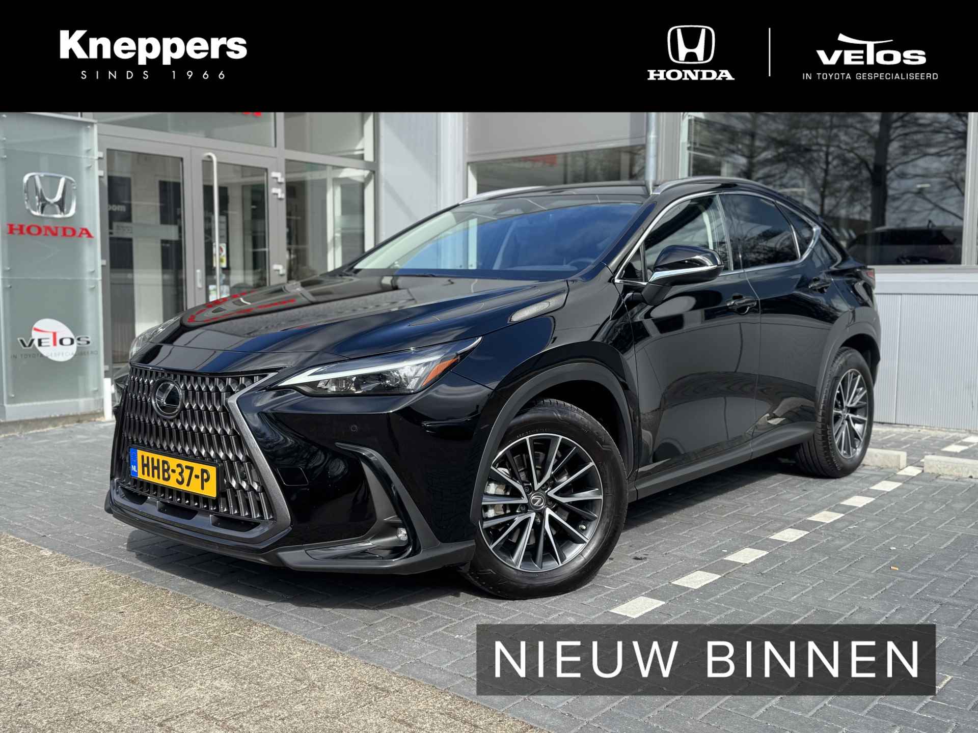 Lexus NX 450h+ AWD Navigatie, Elektrische bestuurderstoel, Parkeersensoren , All-in Rijklaarprijs - 1/52