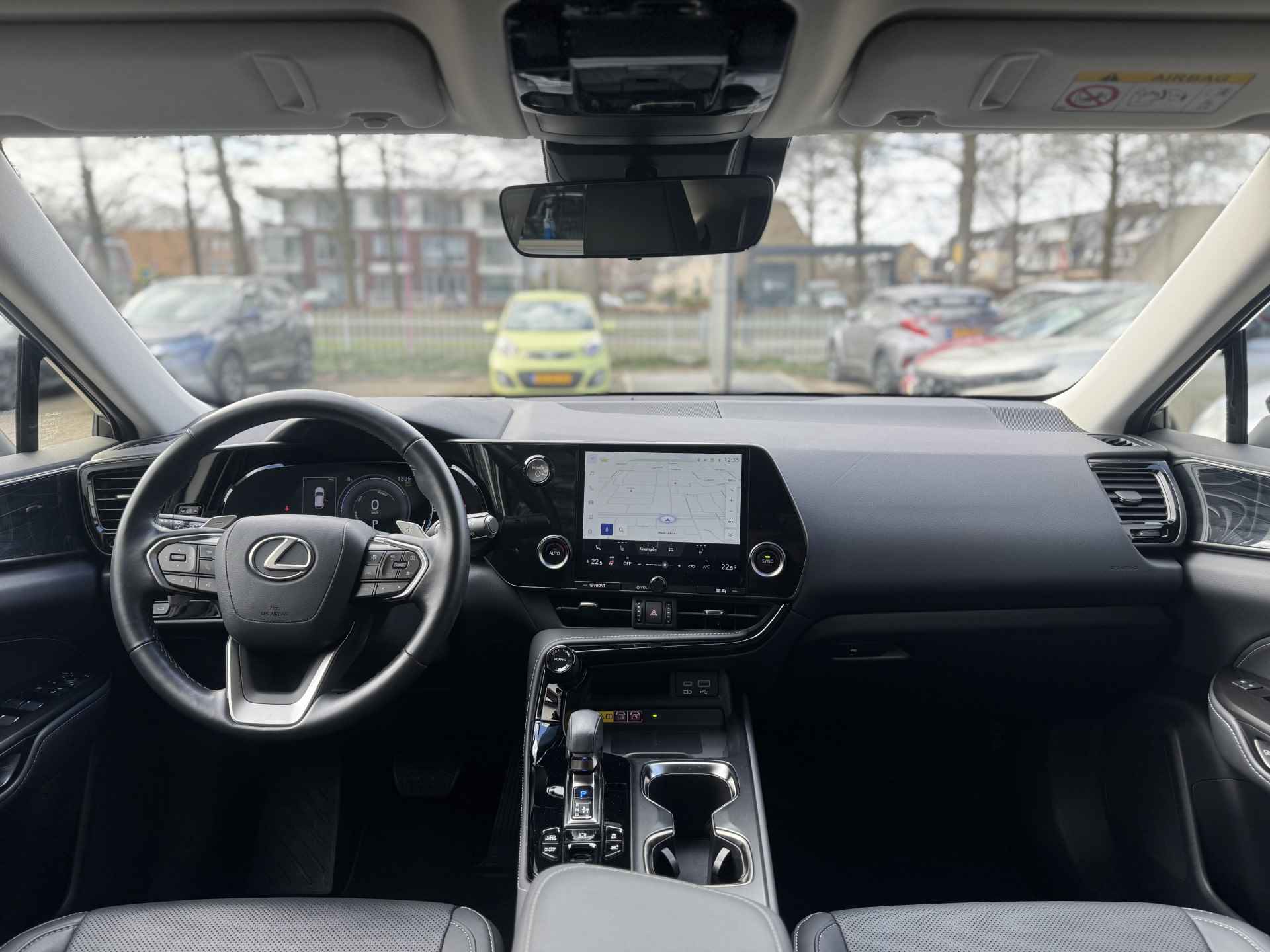 Lexus NX 450h+ AWD Navigatie, Elektrische bestuurderstoel, Parkeersensoren , All-in Rijklaarprijs - 28/52