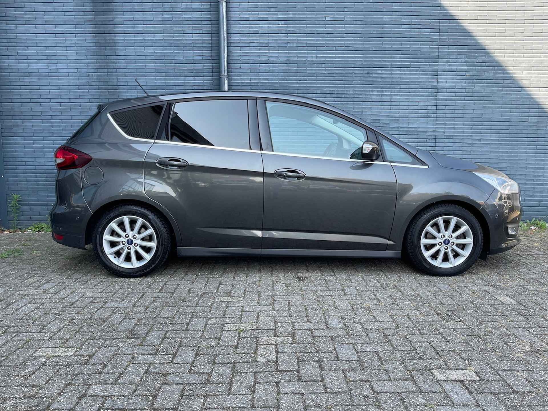 FORD C-Max 1.5 EcoBoost 150pk Automaat Titanium Edition | Navigatie & Carplay | Voorraamverwarming | Stoelverwarming | Cruisecontrol | All Seasonbanden | - 3/33