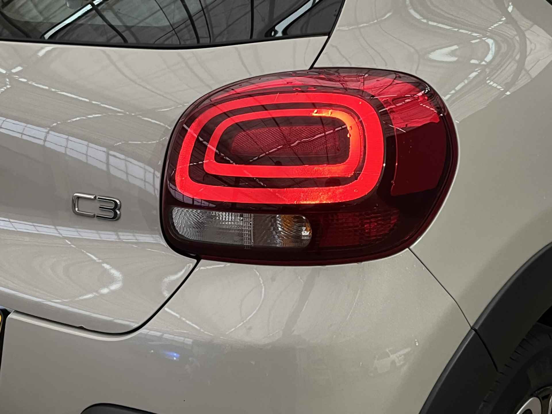 Citroën C3 1.2 82PK Feel | LED | Navigatie | Clima | Cruise | Apple/Android Carplay | Bluetooth | Elek. Ramen | Centrale vergrendeling - 11/23