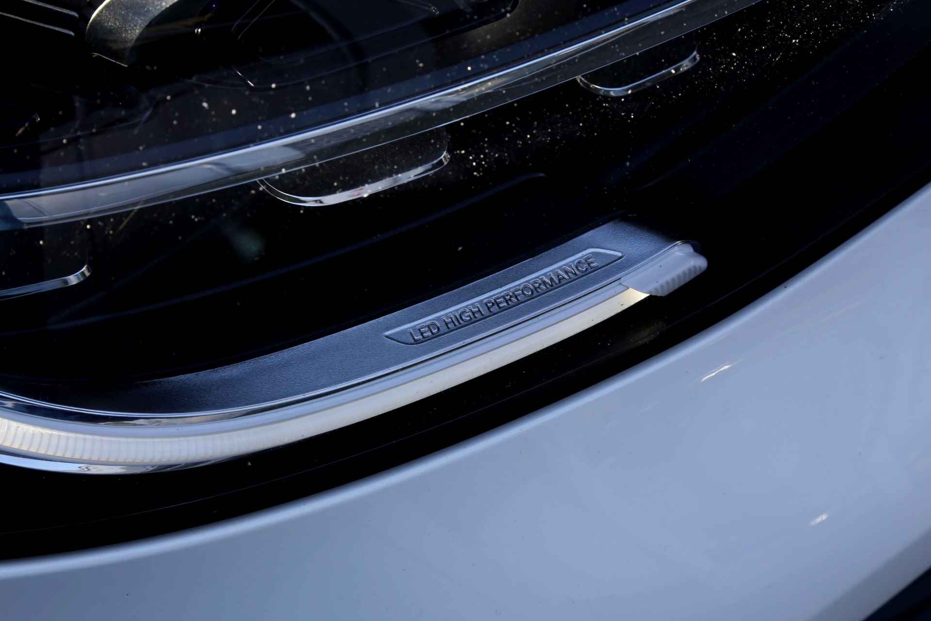 Mercedes-Benz GLC Coupé 300e 4MATIC AMG Plug in Hybride 9G-Aut.*BTW*Perfect Onderh.*Facelift*AMG Ext/int/Diamond Grille/Sport Leder/Stoelverw./Nav - 19/62