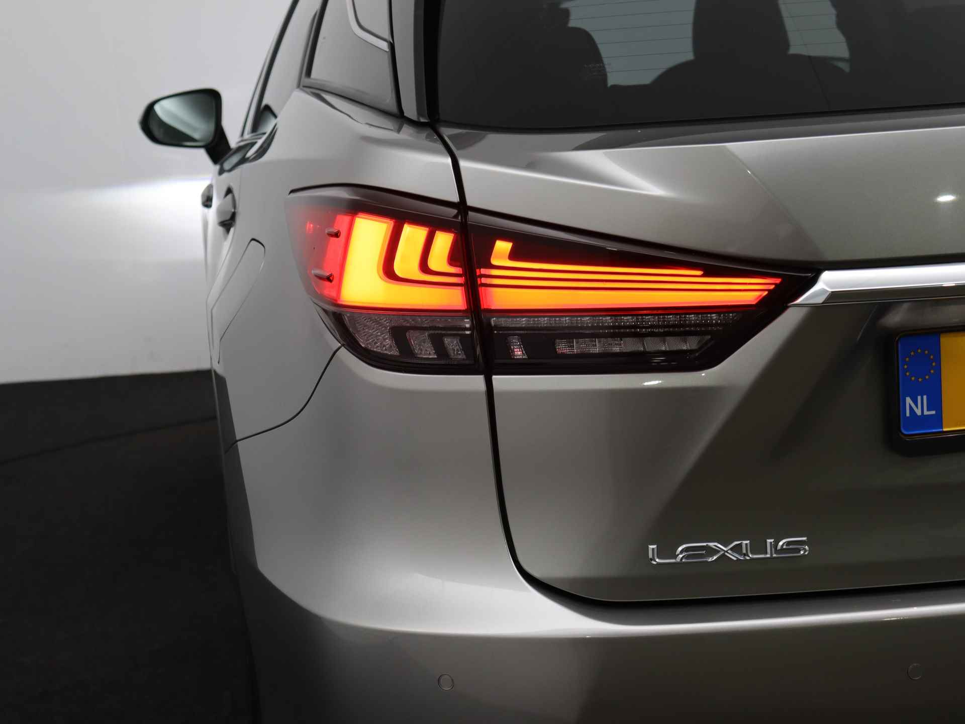 Lexus RX 450h AWD Executive Line Limited | Safety System+ | Premium Navigatie | Stoelverwarming en -ventilatie | - 40/60
