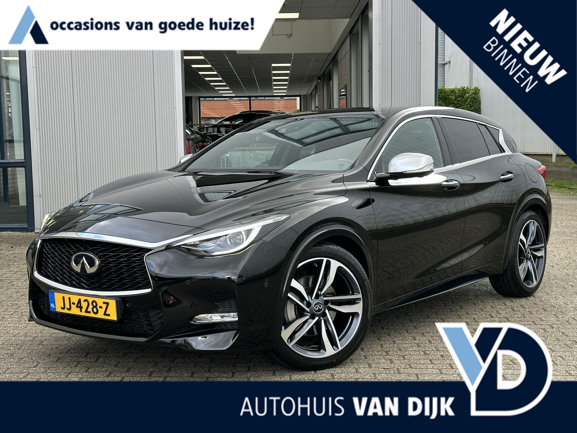 Mercedes-Benz GLA-klasse 2.0t 211pk Sport AWD Infiniti Q30 2.0t 211pk Sport AWD !! NIEUWJAARSDEAL !!