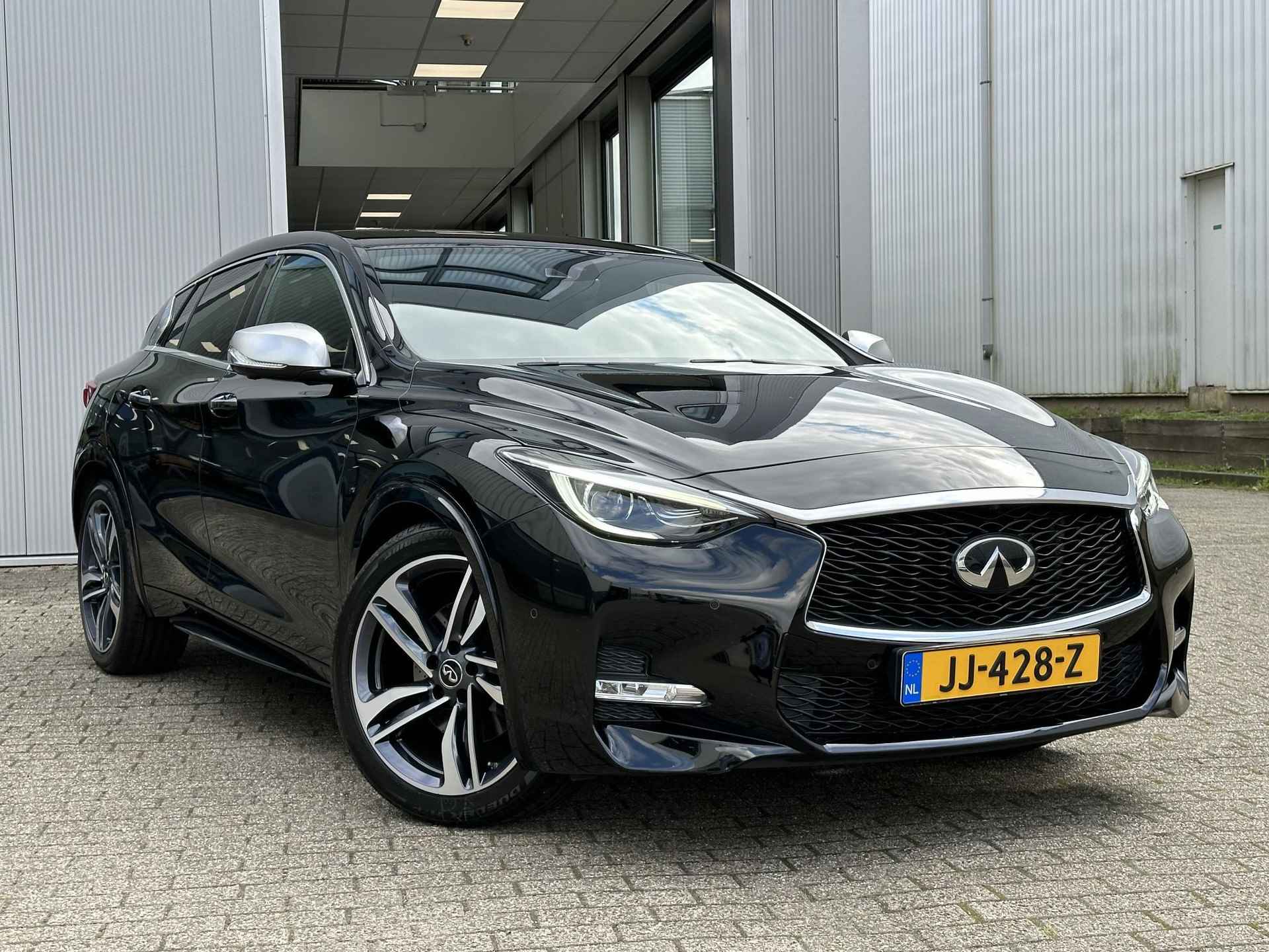 Mercedes-Benz GLA-klasse 2.0t 211pk Sport AWD Infiniti Q30 2.0t 211pk Sport AWD !! NIEUWJAARSDEAL !! - 16/57