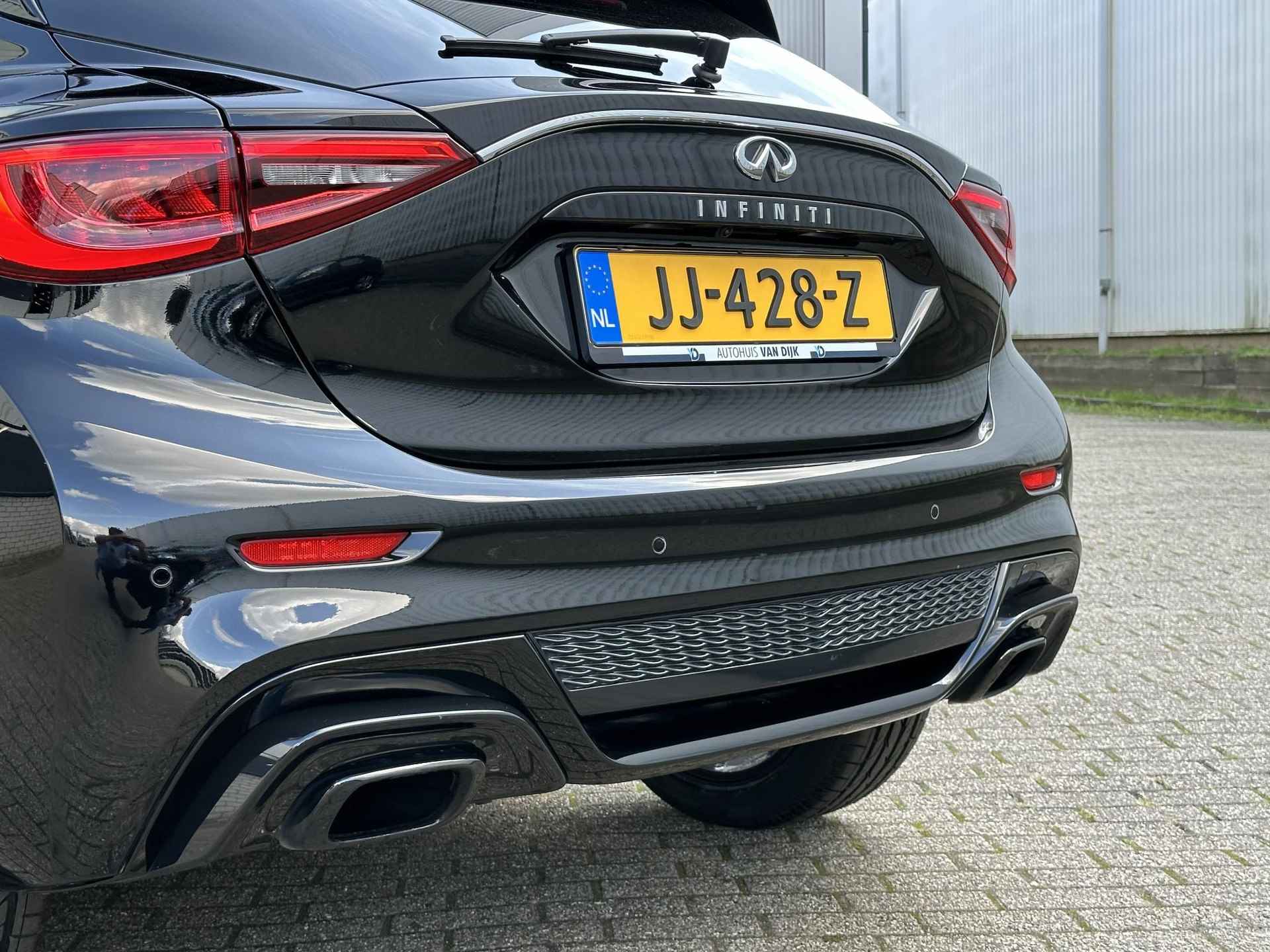 Mercedes-Benz GLA-klasse 2.0t 211pk Sport AWD Infiniti Q30 2.0t 211pk Sport AWD !! NIEUWJAARSDEAL !! - 30/57