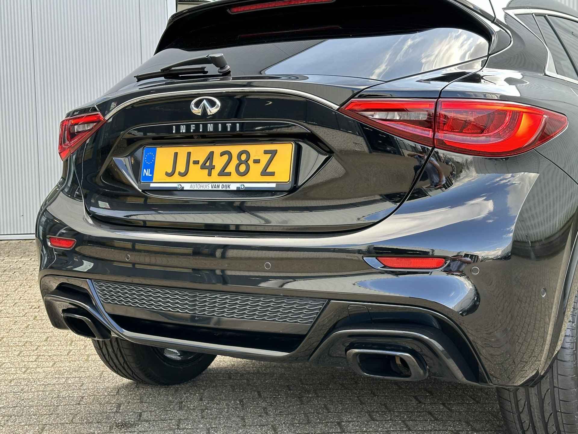 Mercedes-Benz GLA-klasse 2.0t 211pk Sport AWD Infiniti Q30 2.0t 211pk Sport AWD !! NIEUWJAARSDEAL !! - 33/57