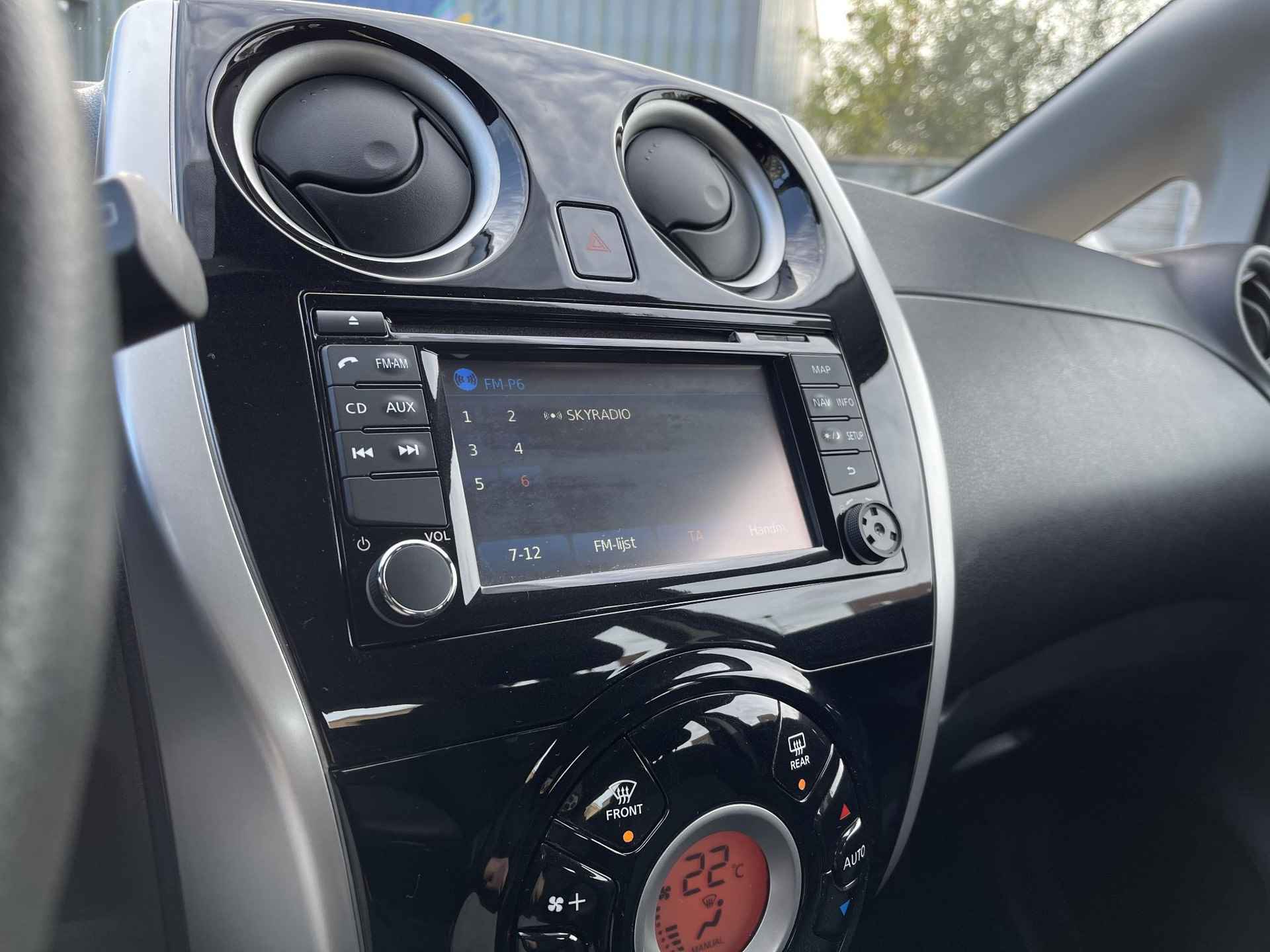 Nissan Note 1.2 Connect Edition | Navigatie | Cruise Control | Keyless Entry | Bluetooth Tel. | Climate Control | LM Velgen | Rijklaarprijs! - 17/28