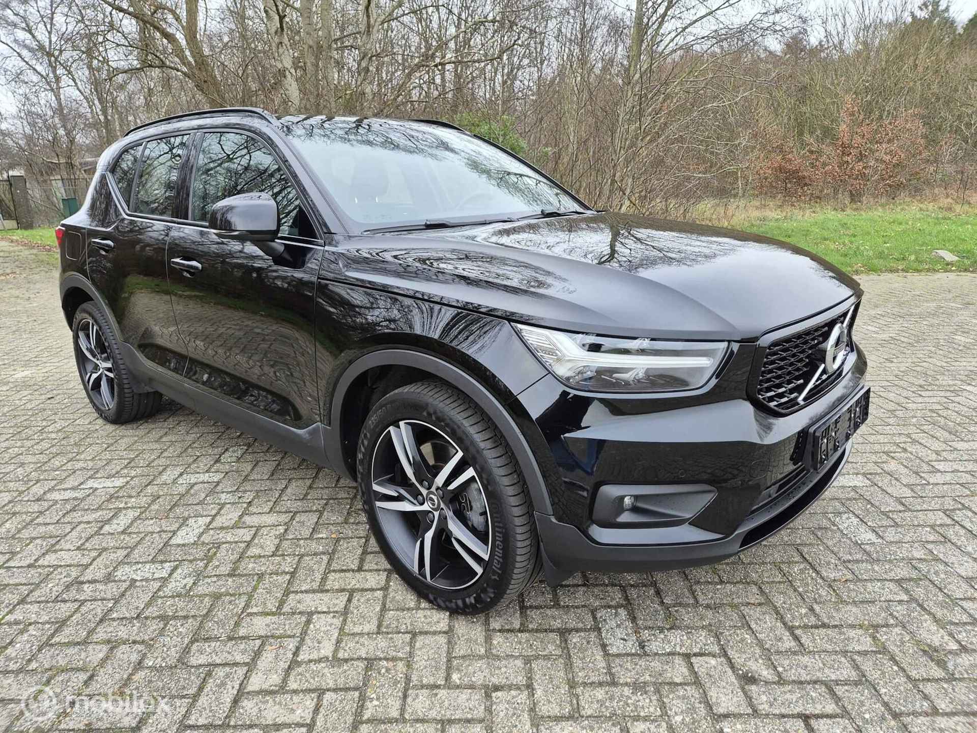 Volvo XC40 1.5 T5 Twin Engine R-Design - 11/39