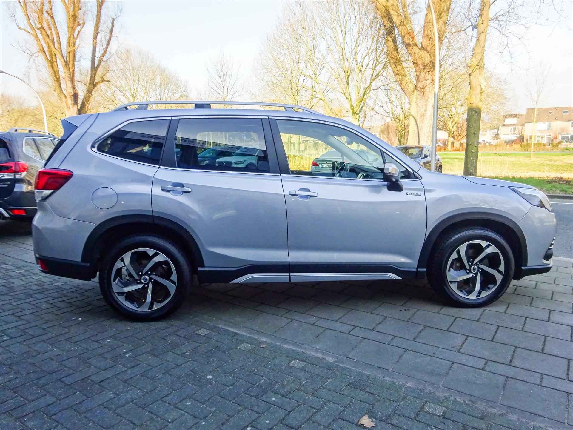 Subaru Forester 2.0i e-BOXER 150pk CVT Premium | ZWART LEDER | PANO | NAVI | SRS | 5 JAAR FABRIEKS GARANTIE. - 47/51