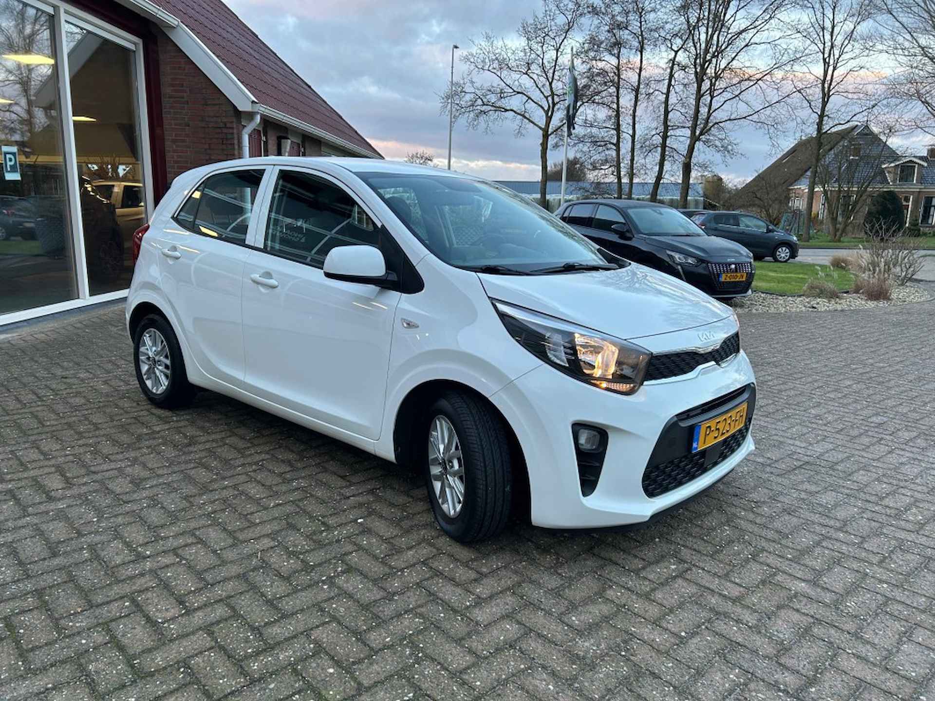 KIA Picanto 1.0 DPI DYNAMICLINE 5-DRS LUXE UITVOERING! - 24/39