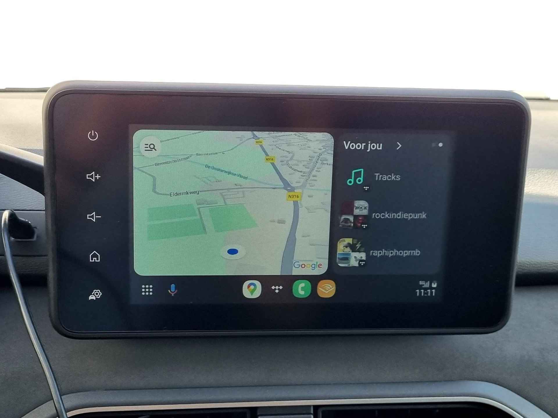 Dacia Jogger 1.0 TCe 110 Extreme 7p. / Navigatie via Android Auto/Apple Carplay / Achteruitrijcamera / Stoelverwarming / Cruise Control - 11/50