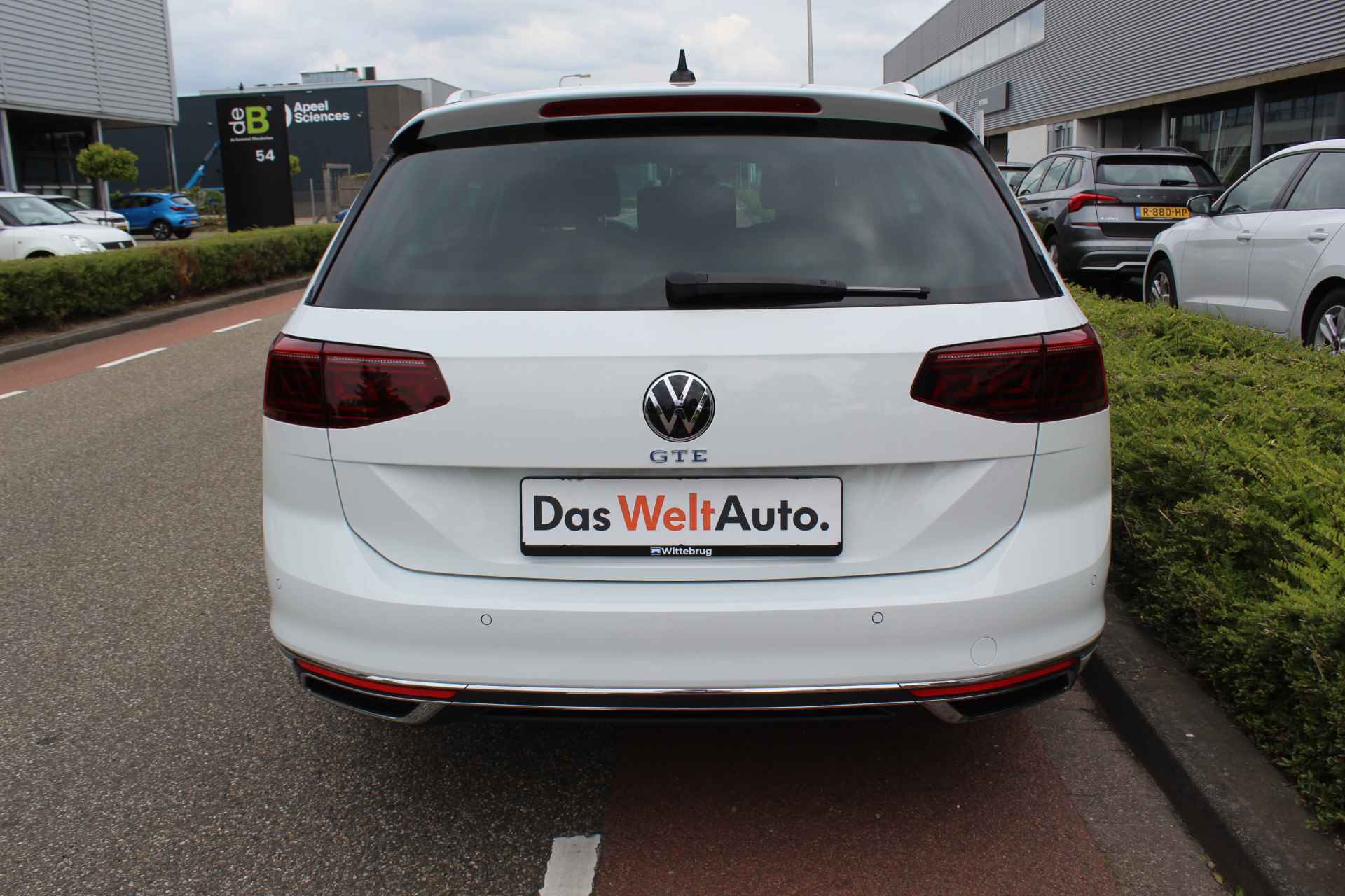 Volkswagen Passat Variant 1.4 TSI 218pk DSG PHEV GTE Business / Pano / 18 Inch LMV / DCC onderstel / NVW - 7/43