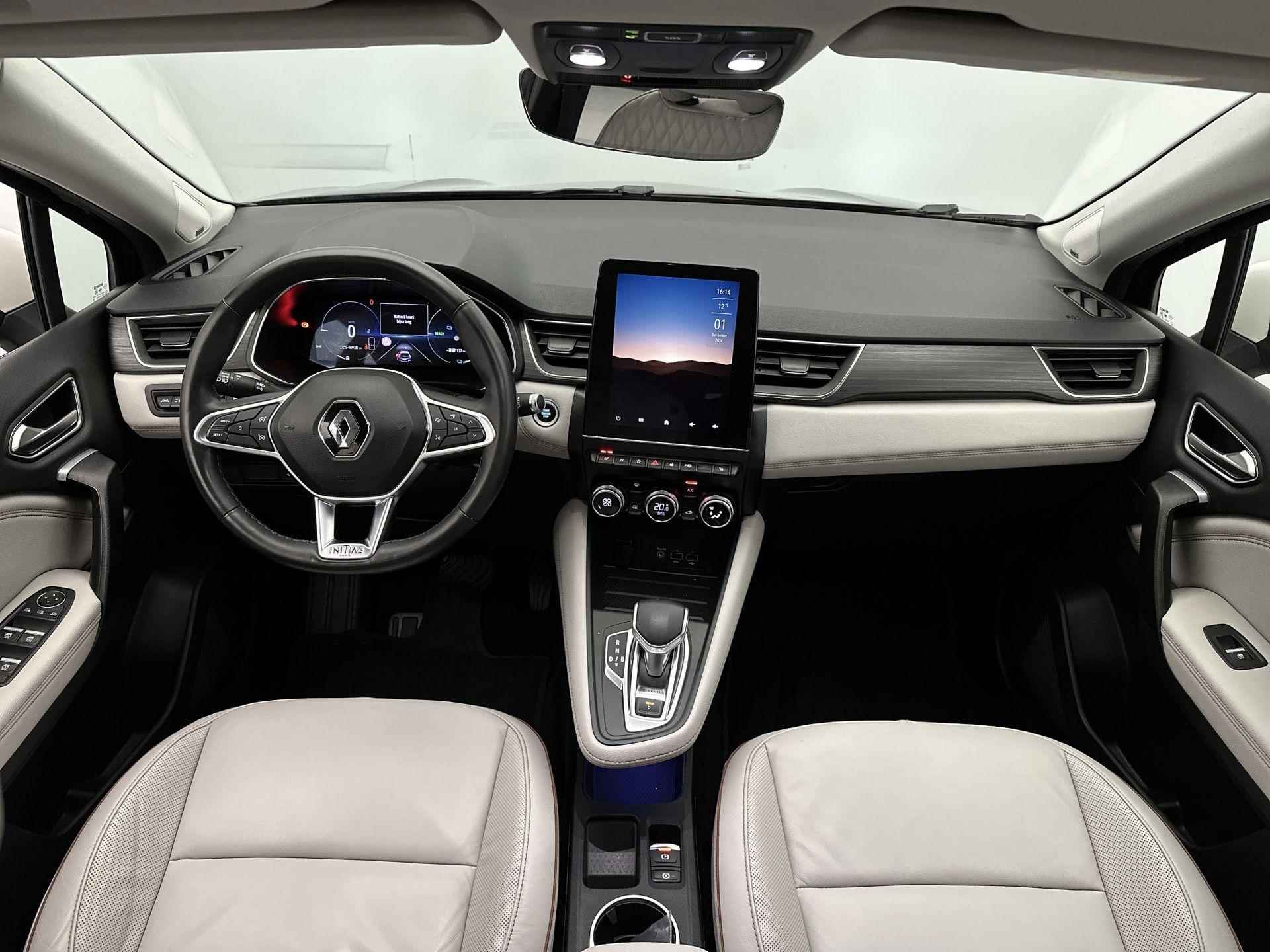 Renault Captur SUV Edition One 160 pk Automaat | Navigatie | Achteruitrijcamera | Parkeersensoren Voor en Achter | Keyless Entry/Start | Verwarmde Voorstoelen | Premium Audio Installatie | LED Koplampen | Dodehoek Detectie | Climate Control | 18" Lichtmetalen Velgen | Apple Carplay/Android Auto | - 12/39