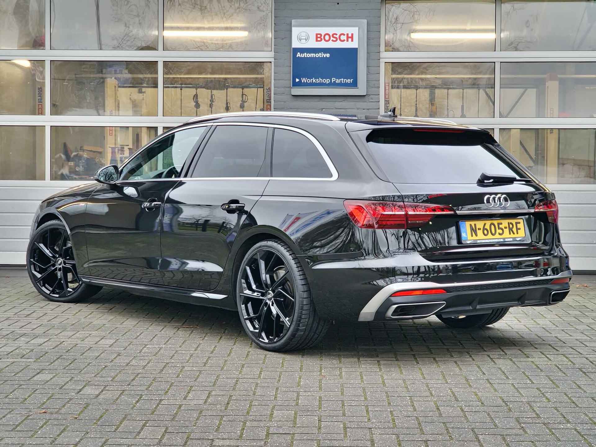 Audi A4 Avant 40 TFSI S edition|3xsline|204PK|20inch|Pano|Leer|Trekhaak| - 2/21