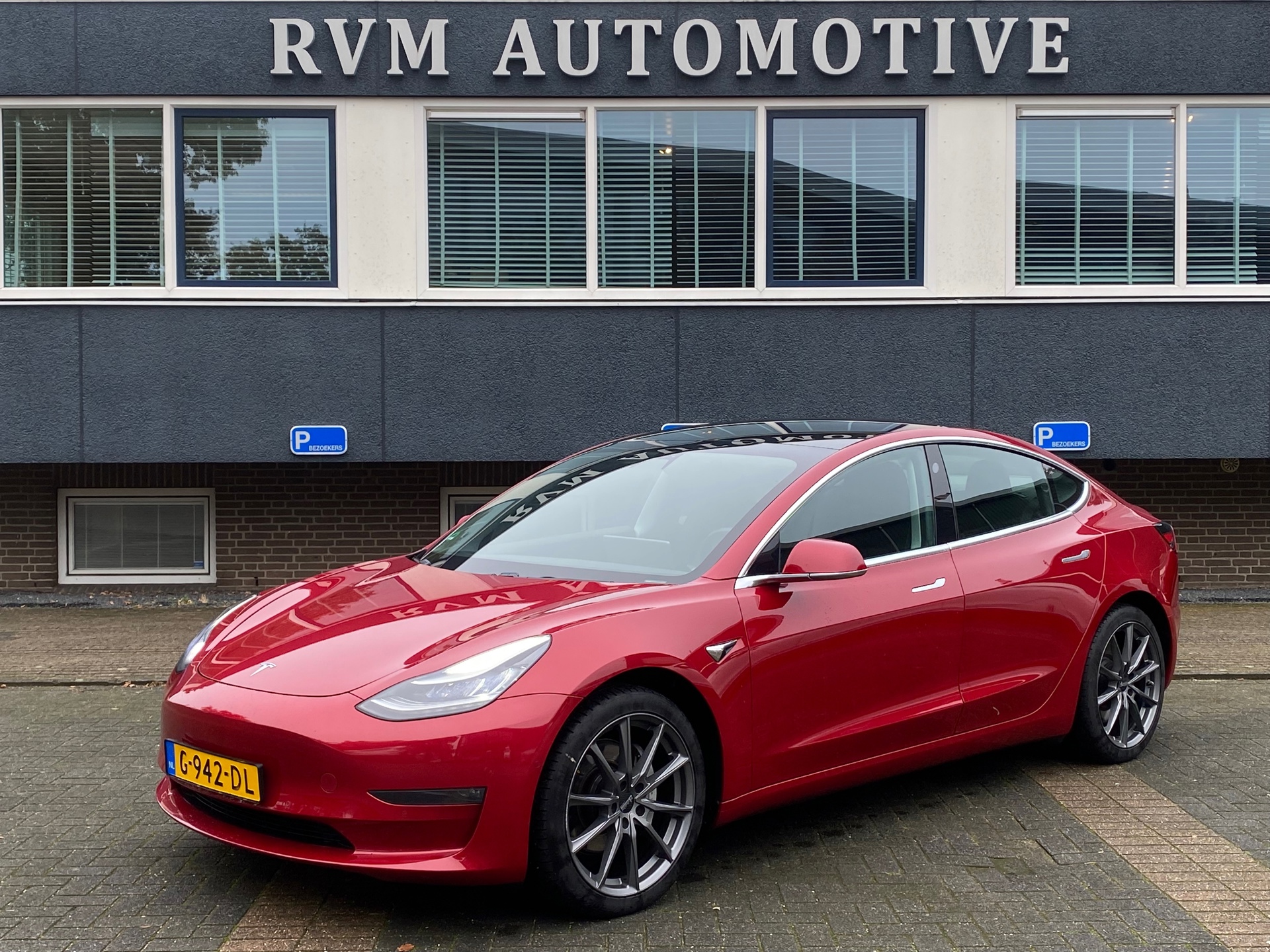 Tesla Model 3 Long Range AWD 75 kWh | ORG. NL. NAP KM | 1E EIGENAAR | AUTOPILOT | RIJKLAARPRIJS INCL. 12 MND. BOVAGGARANTIE