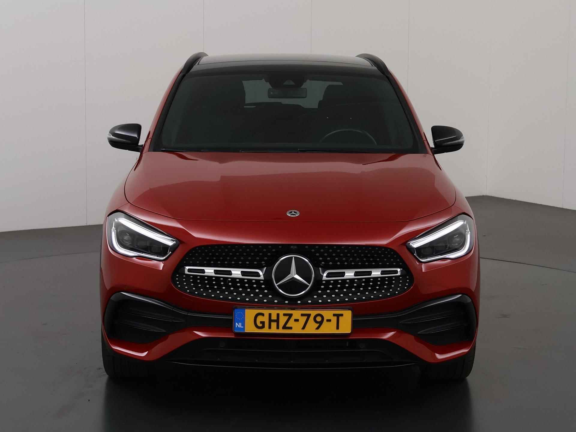 Mercedes-Benz GLA-klasse 250 e AMG Premium Plus | Ele. verstelbare stoelen + Geheugen | Panoramadak | Camera | WideScreen | Sfeerverlichting | Ele. bedienbaar kofferdeksel | - 4/48