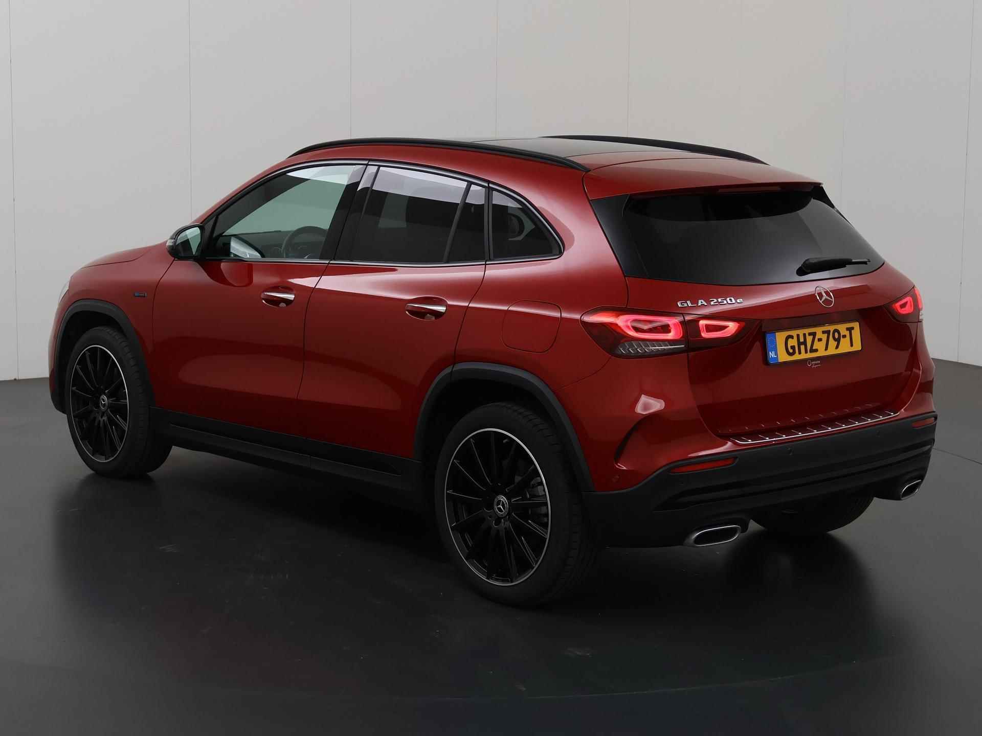 Mercedes-Benz GLA-klasse 250 e AMG Premium Plus | Ele. verstelbare stoelen + Geheugen | Panoramadak | Camera | WideScreen | Sfeerverlichting | Ele. bedienbaar kofferdeksel | - 23/48