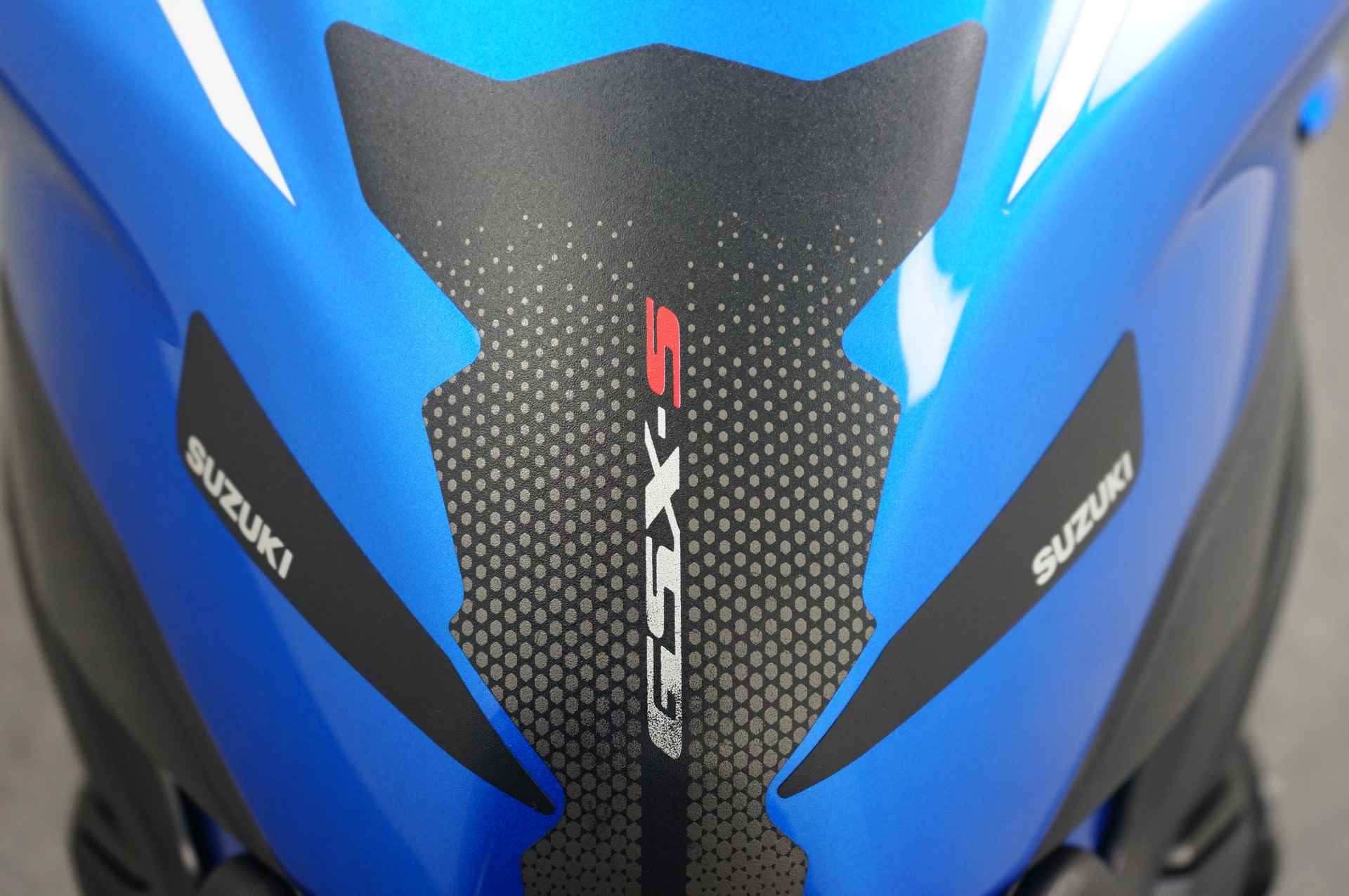 Suzuki GSX-S750 - 14/16