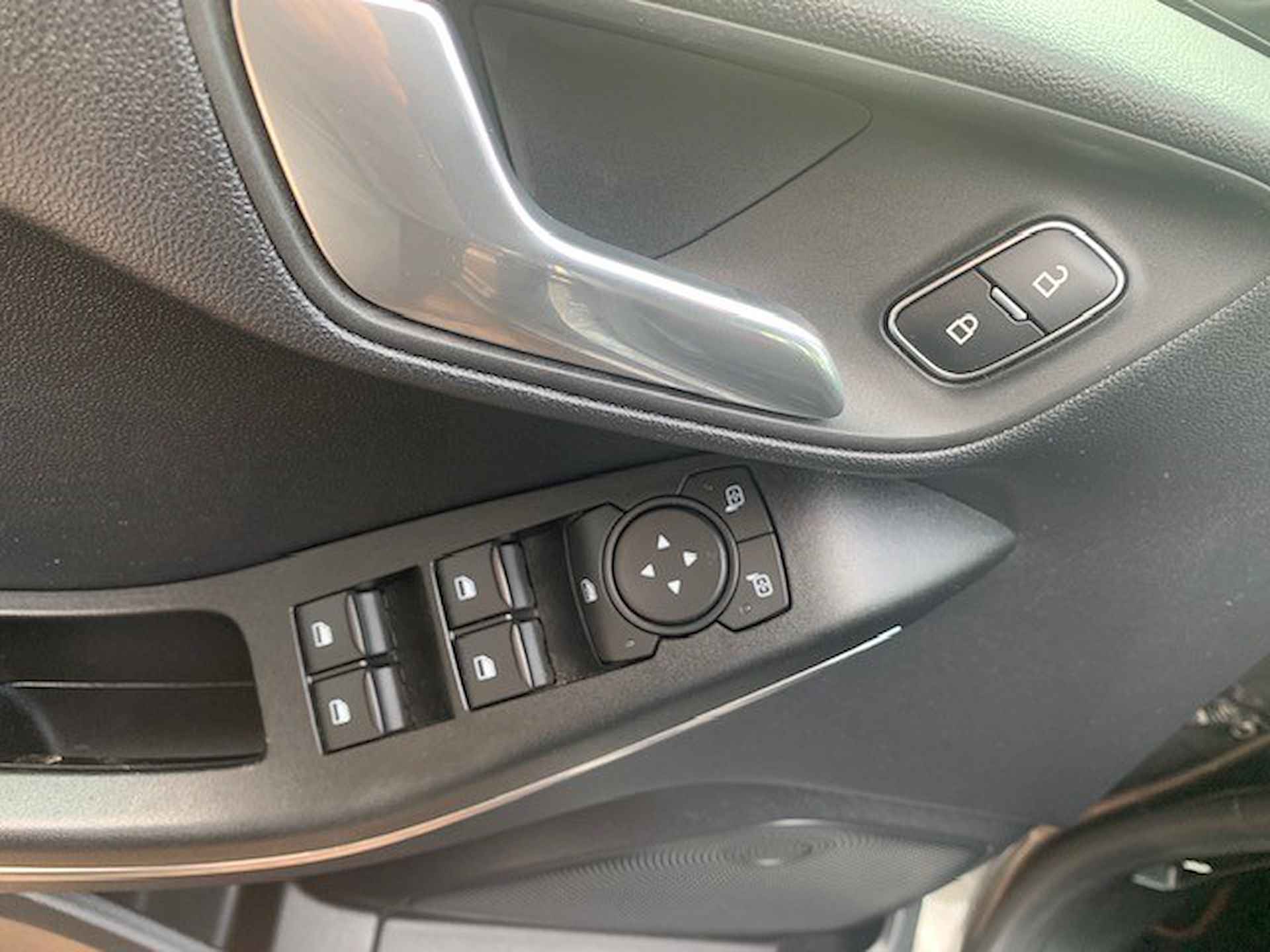 Ford Fiesta 1.0 EcoBoost ST-Line X geen afleveringskosten - 16/29