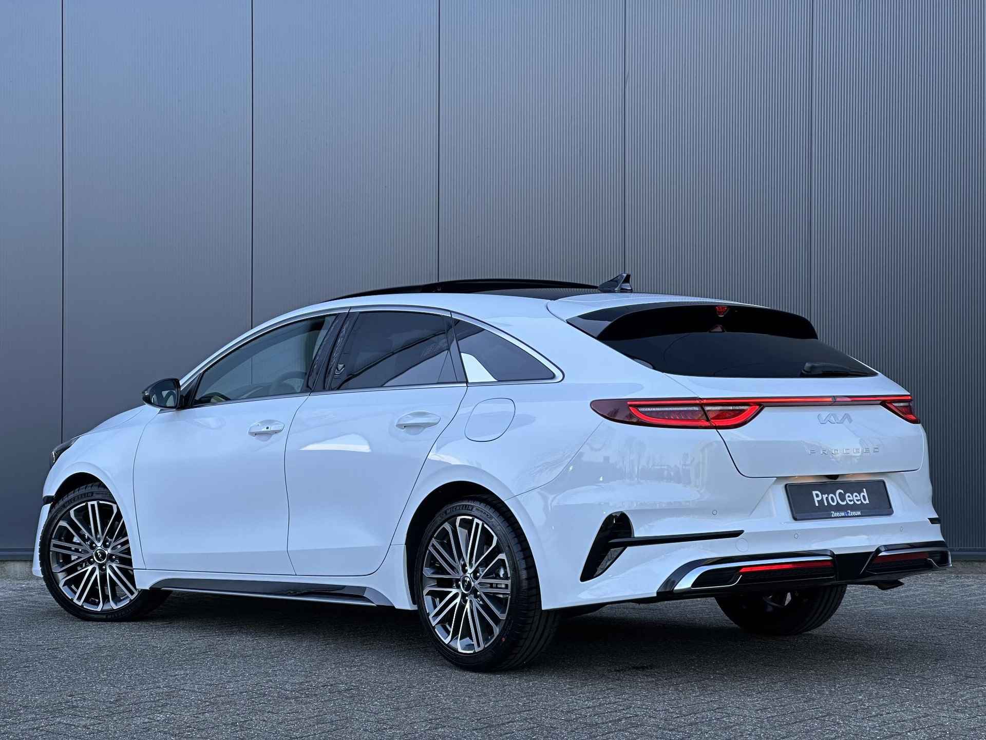 Kia ProCeed 1.5 T-GDi GT-PlusLine | *Voorraadauto* | *€4.500,- inruilpremie | *Direct leverbaar* | Navi | Clima | Camera | Schuif-/kanteldak | Stoel-/stuurverwarming | El. achterklep - 6/35