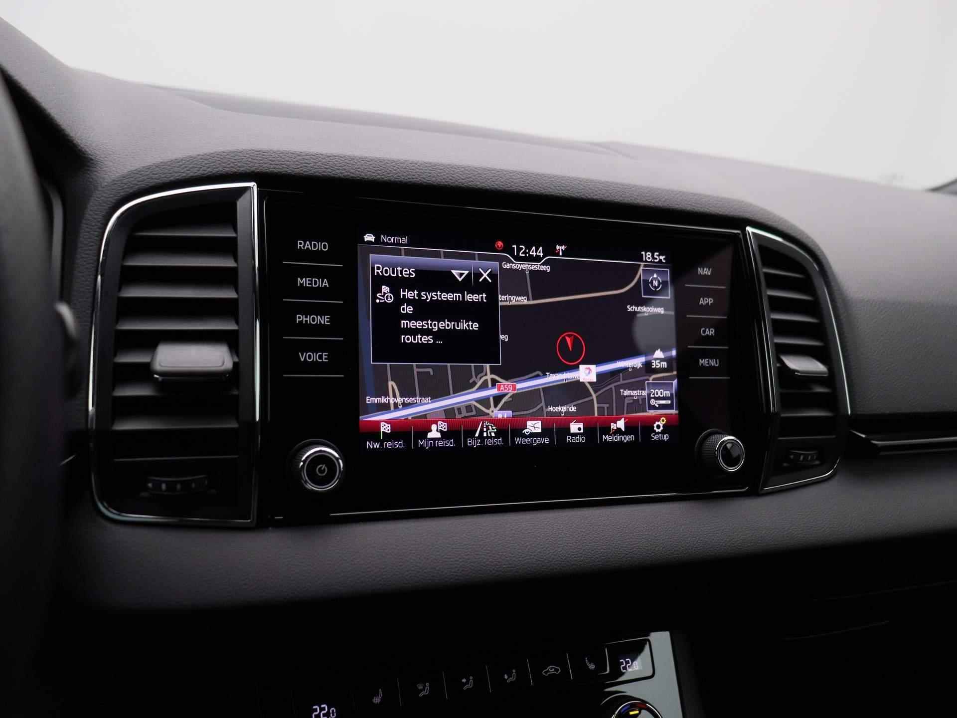 Skoda Karoq 1.0 TSI Style | NAVIGATIE | STOELVERWARMING | CAMERA | ELEK.LAADKLEP | APPLE CARPLAY | - 20/43