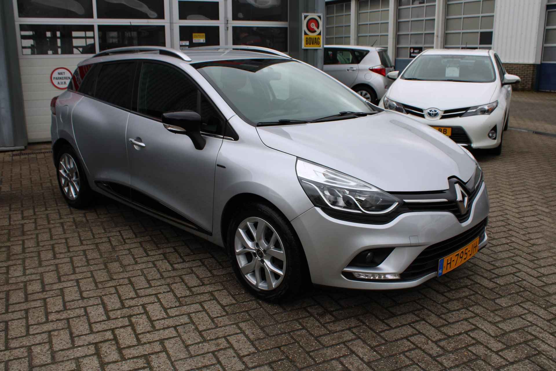 Renault Clio Estate 0.9 TCe Limited - 5/29