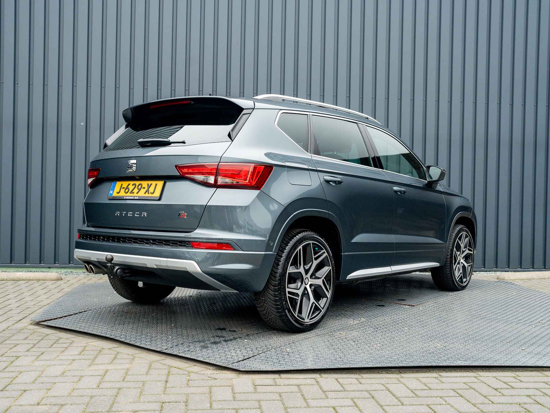 SEAT Ateca 1.5 TSI FR Business Intense | Panodak | Trekhaak wegkl. | Beats | 19'' | Prijs Rijklaar!! - 25/52