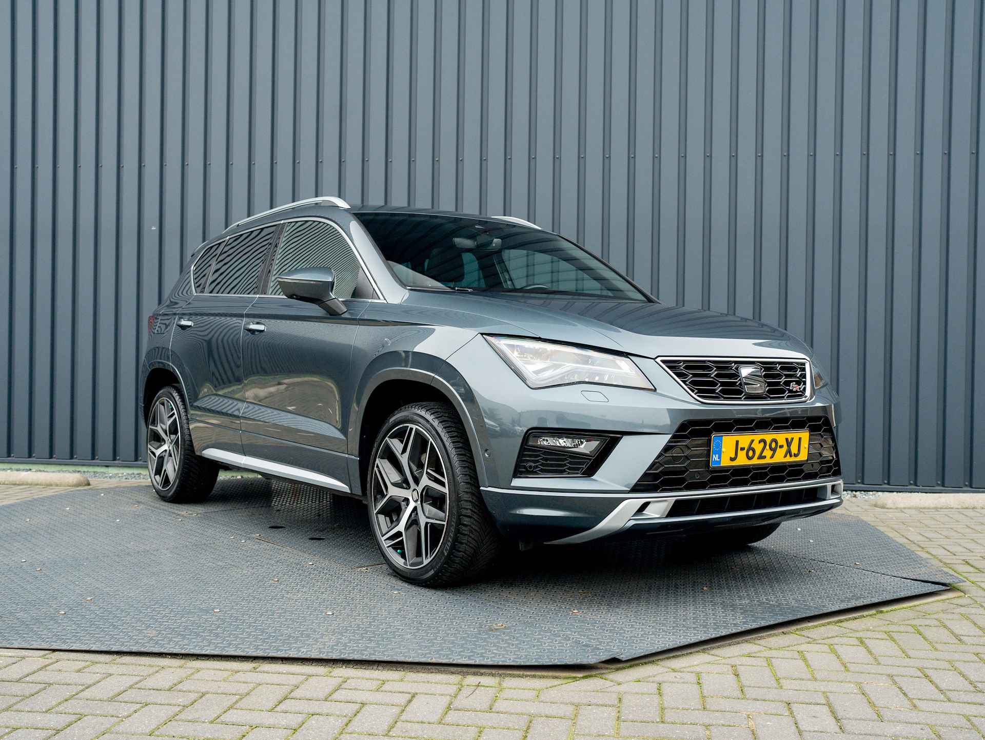 SEAT Ateca 1.5 TSI FR Business Intense | Panodak | Trekhaak wegkl. | Beats | 19'' | Prijs Rijklaar!! - 49/52