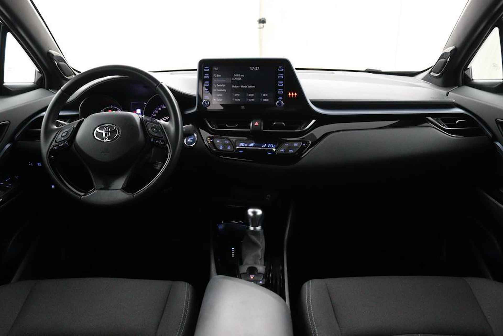 Toyota C-HR 1.8 Hybrid Style | Led Pack | Navigatie | Stoelverwarming | Licht en Regensensor | - 11/48