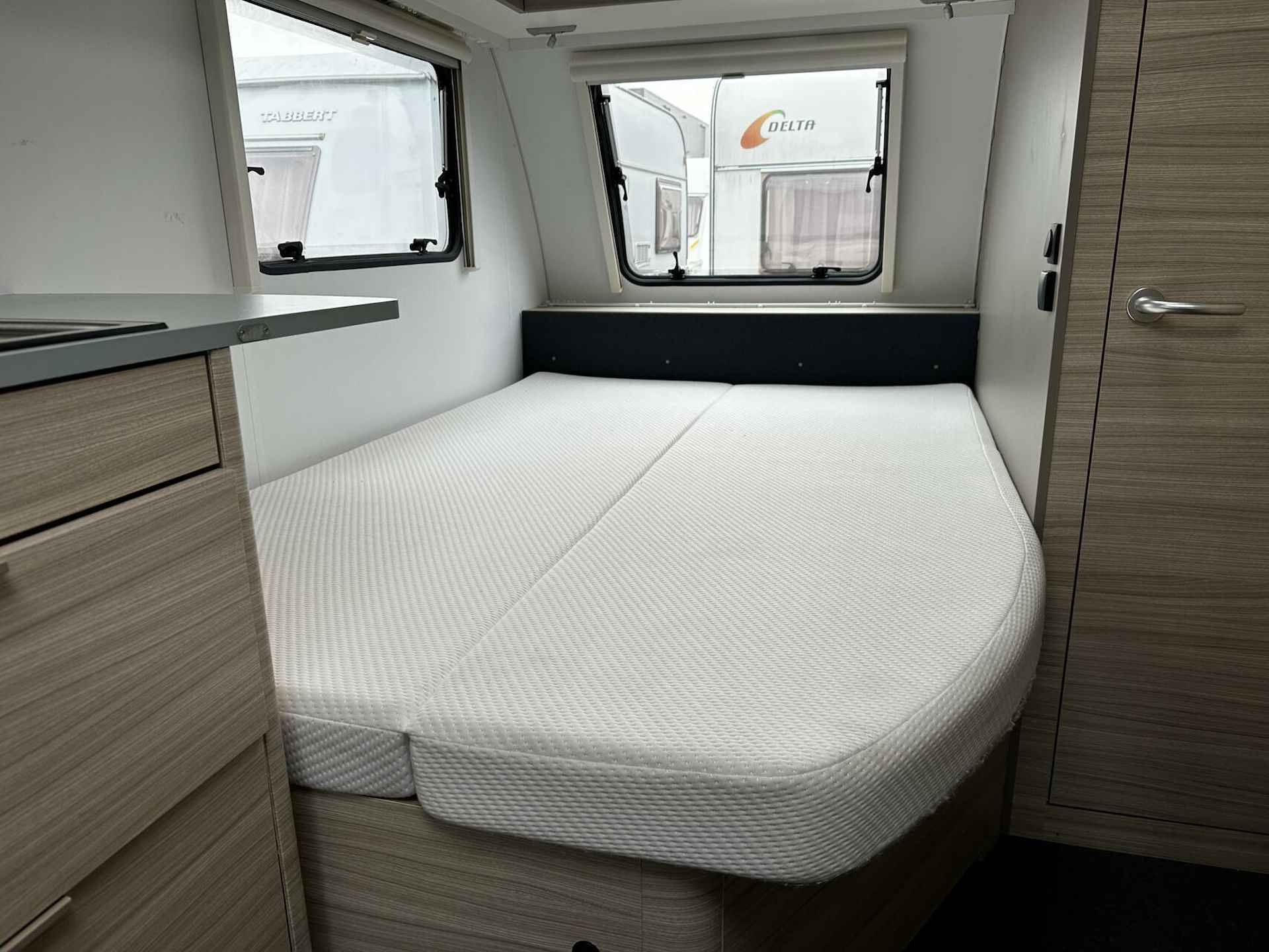 ADRIA ALTEA 472 PU VOORTENT + FRANSBED + RONDZIT + MOVER - 11/18