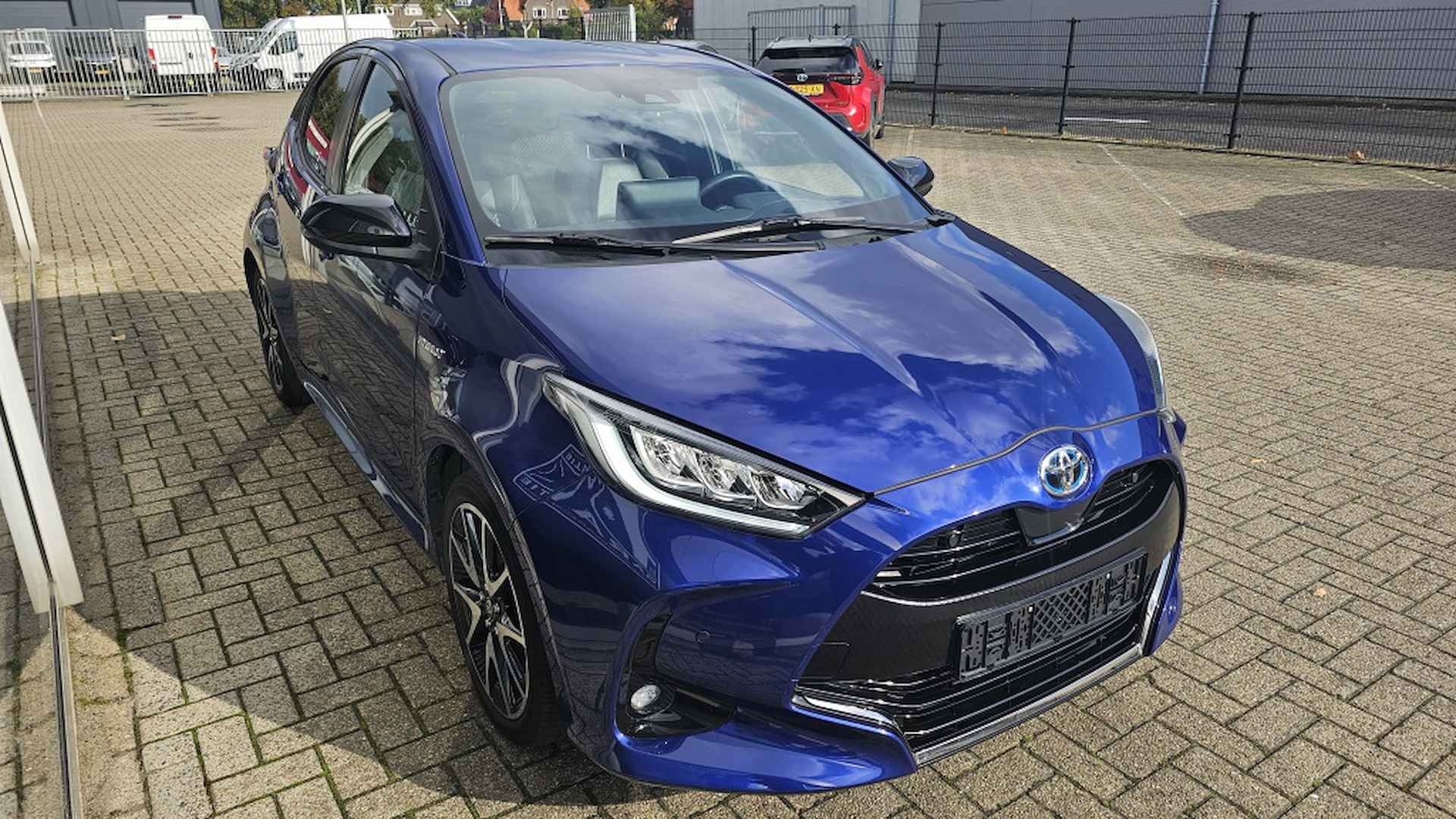 Toyota Yaris 1.5 Hybride Executive NLauto | dealeronderhouden | 1e eigenaar - 7/21