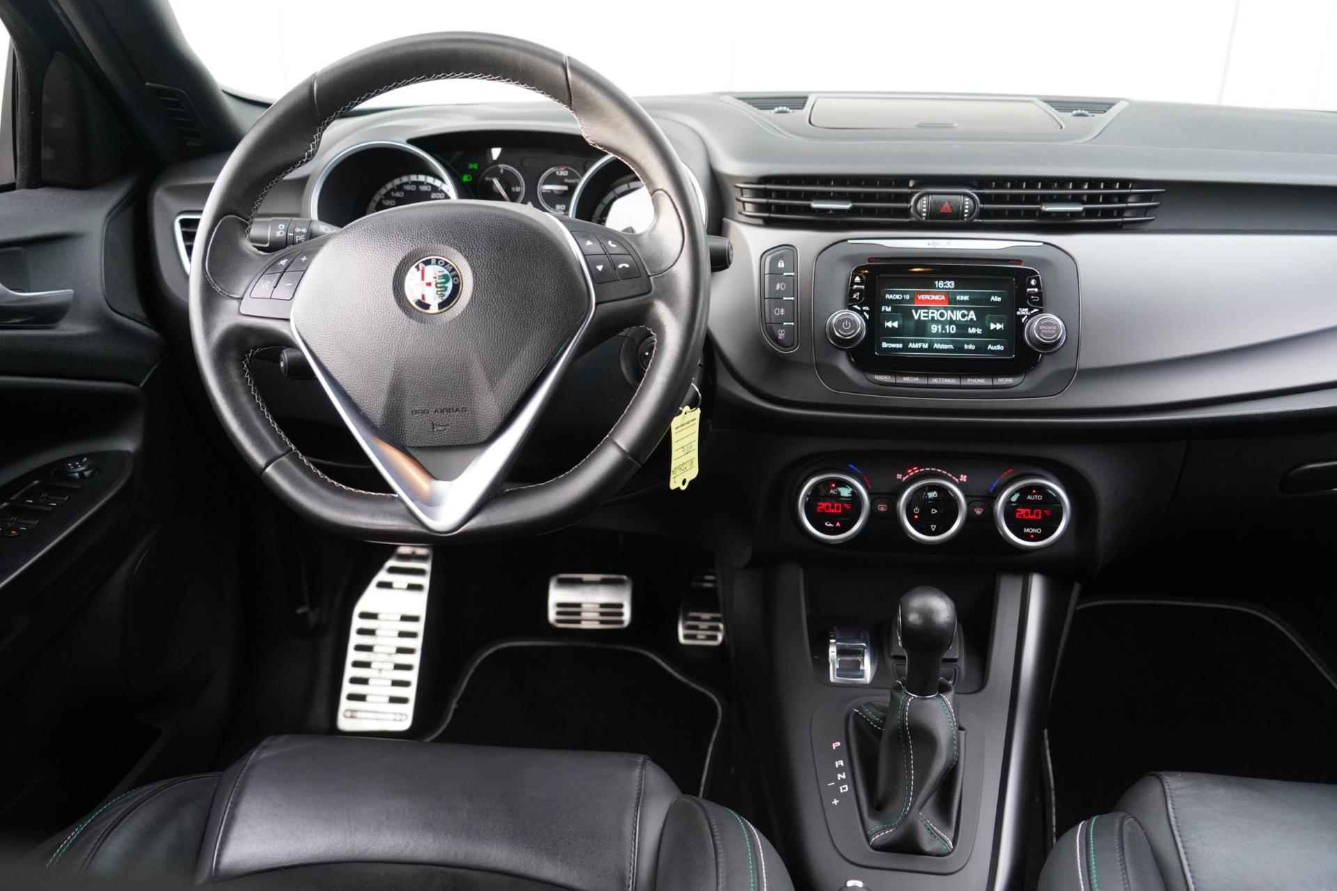 Alfa Romeo Giulietta 1.7 TBi Quadrifoglio Verde / Automaat / Leder&Alcantara / Cruise / Stoelverwarming / 83dkm! - 12/36