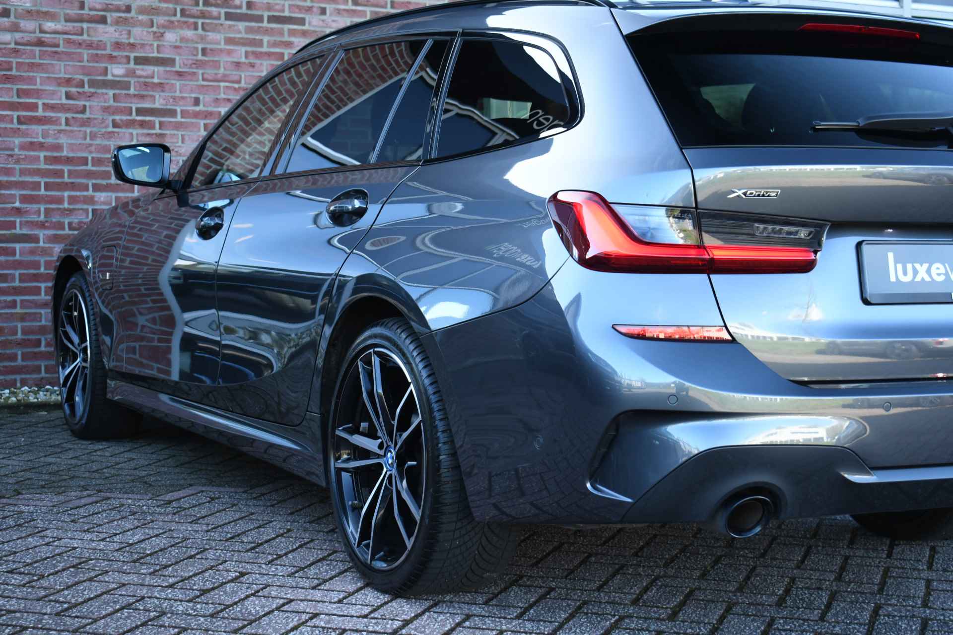 BMW 3 Serie Touring 330e xDrive M-Sport Pano ACC HUD Laser 19inch - 34/80