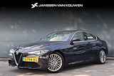 Alfa Romeo Giulia 2.0T Super / Automaat / Keyless / Xenon /