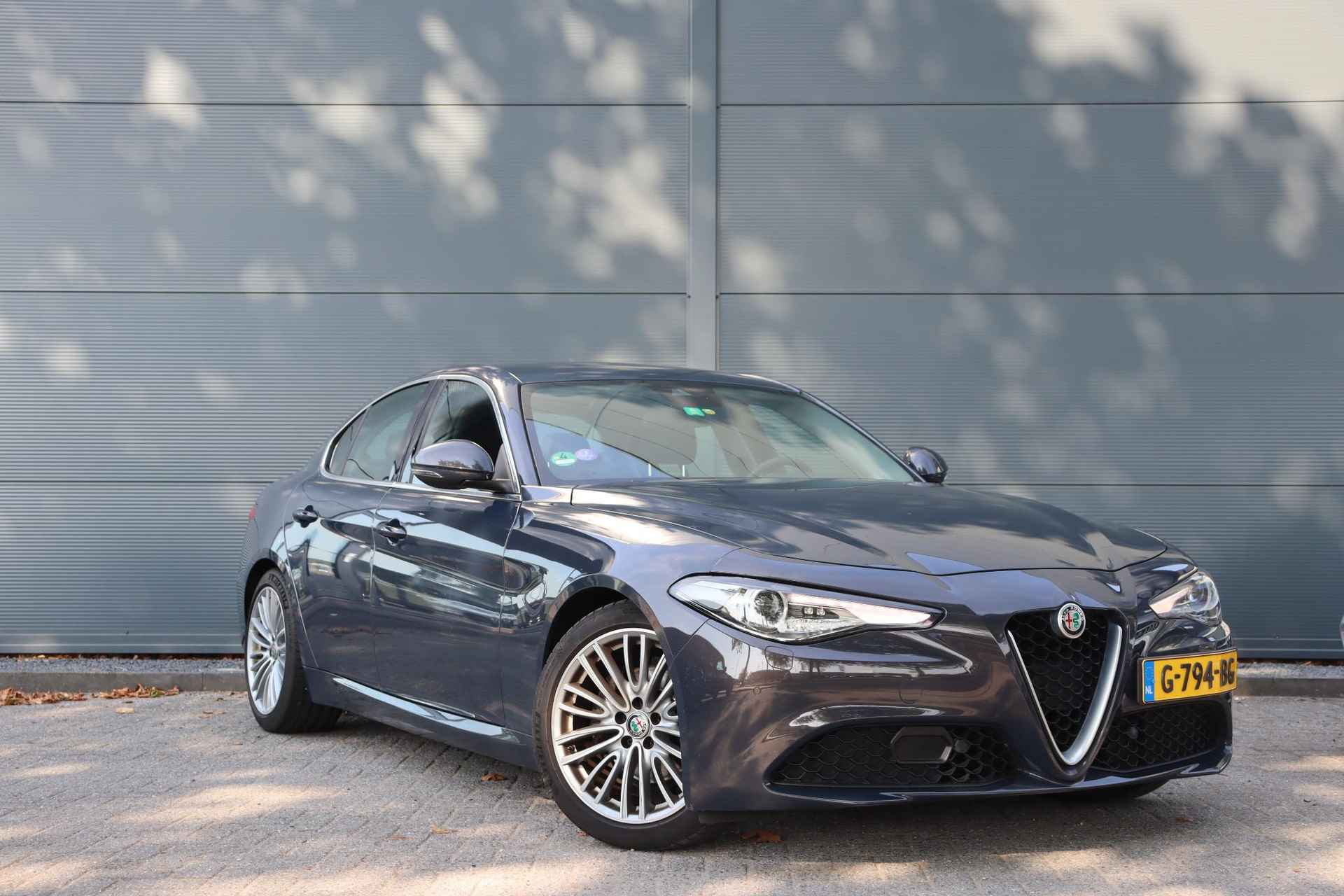 Alfa Romeo Giulia 2.0T Super / Automaat / Keyless / Xenon / - 3/36