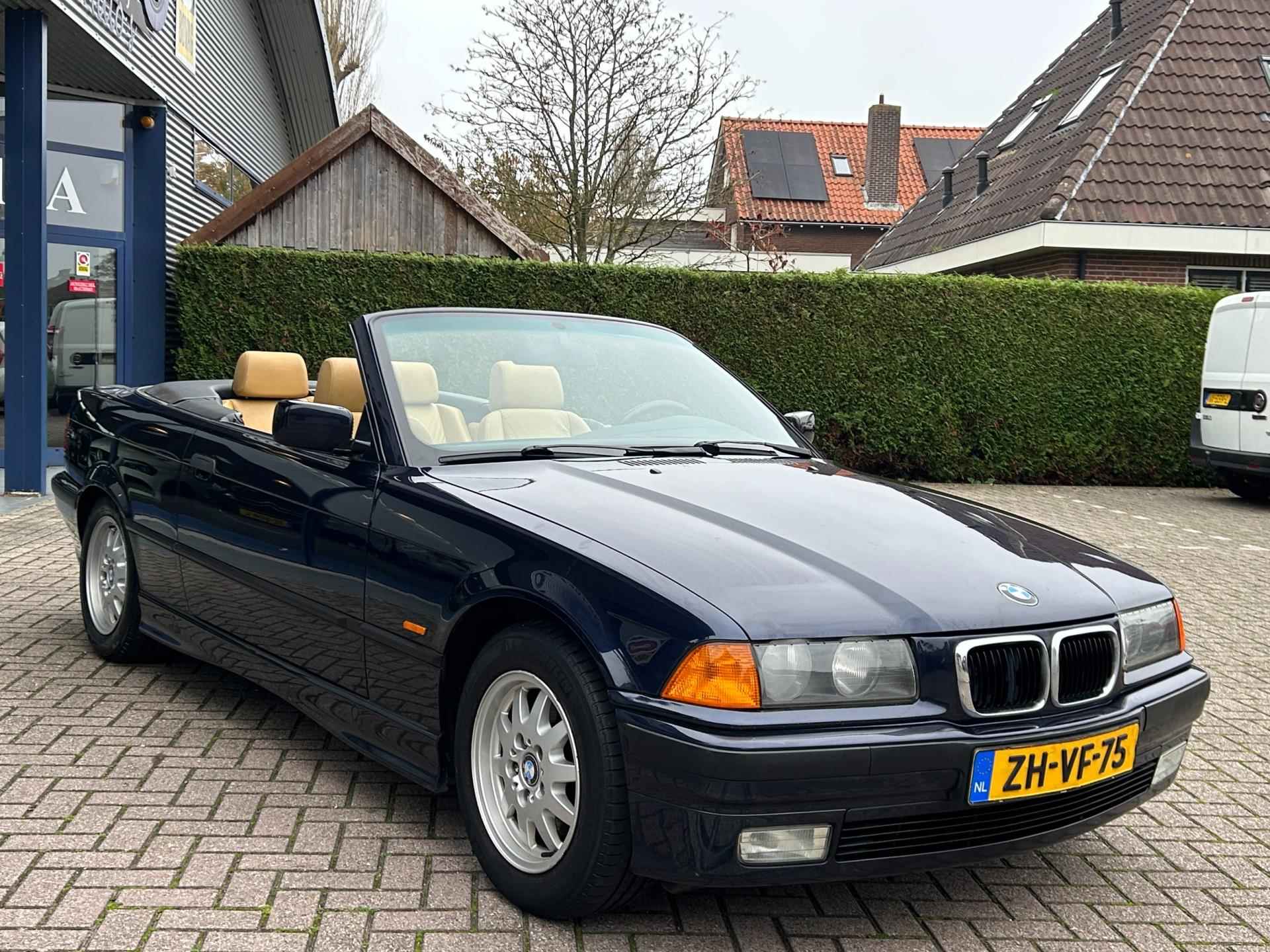 BMW 3-serie Cabrio 320i Executive Aut. Hardtop Elek. Dak Leder Elek. Stoelen+Verw. NAP NL-Auto Nette Staat! - 11/33