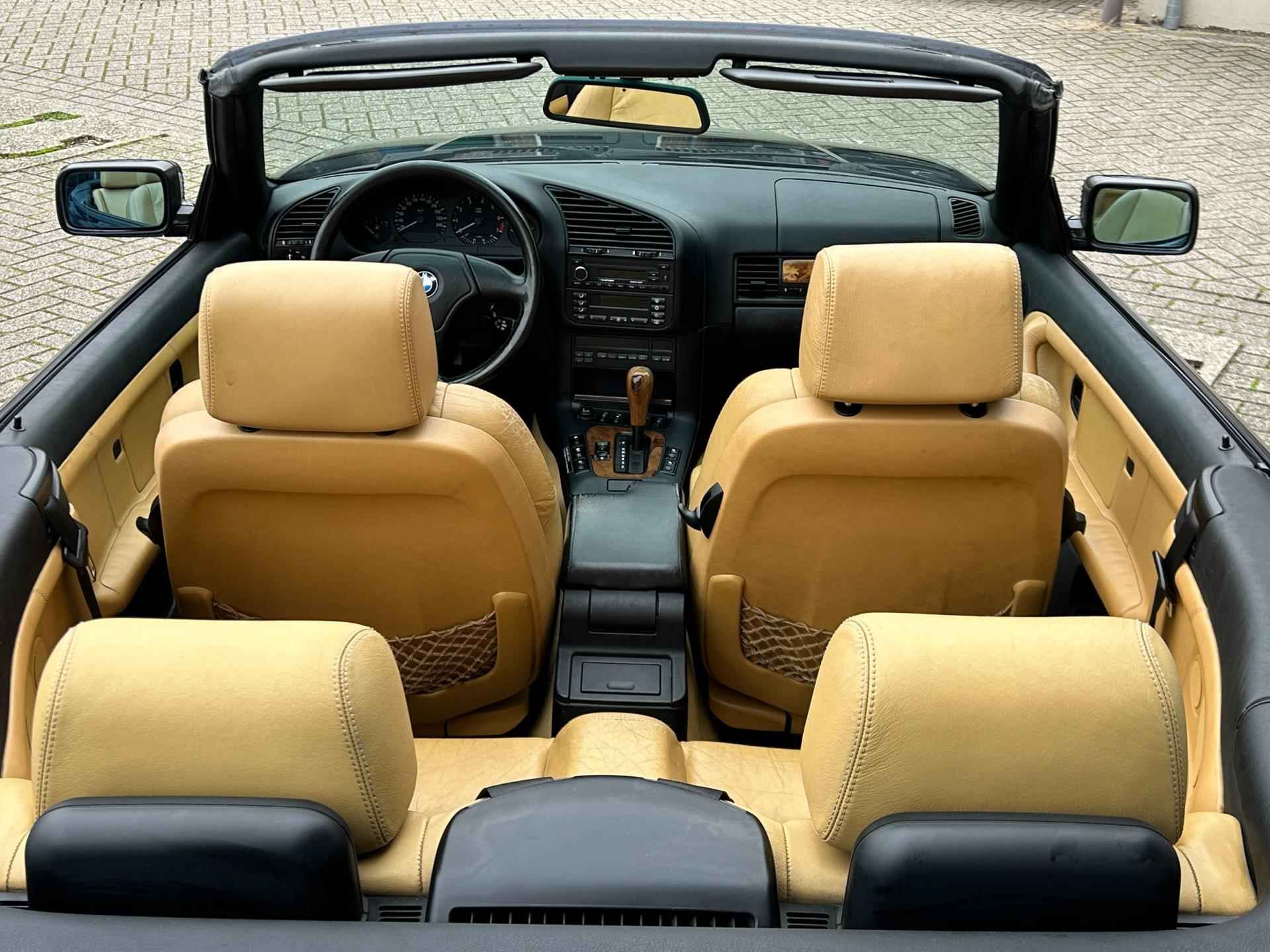 BMW 3-serie Cabrio 320i Executive Aut. Hardtop Elek. Dak Leder Elek. Stoelen+Verw. NAP NL-Auto Nette Staat! - 14/33